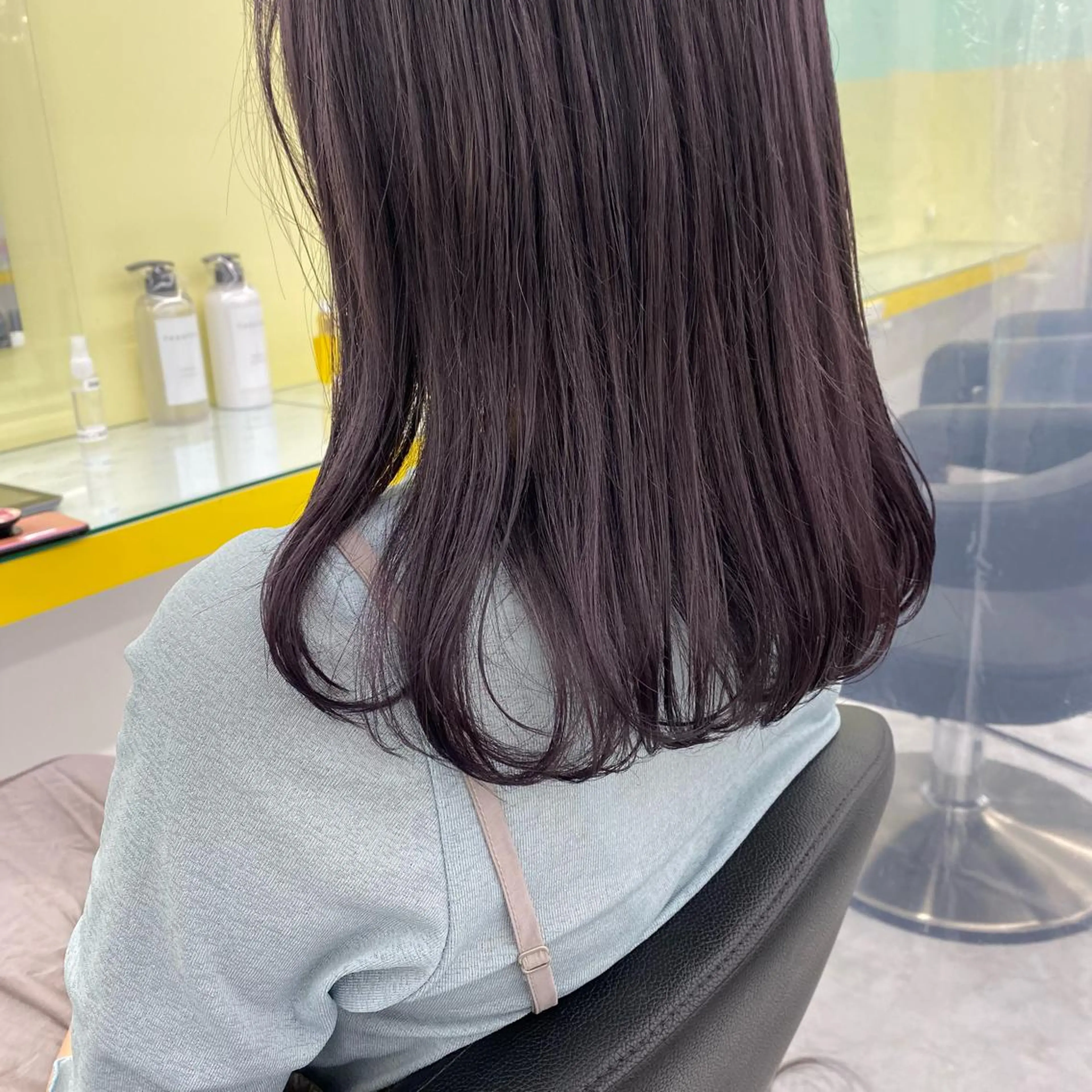 セミロング カラー ヘアアレンジ ヘアカラー トリートメント mai🍑暖色カラー /レイヤー💖のヘアスタイル