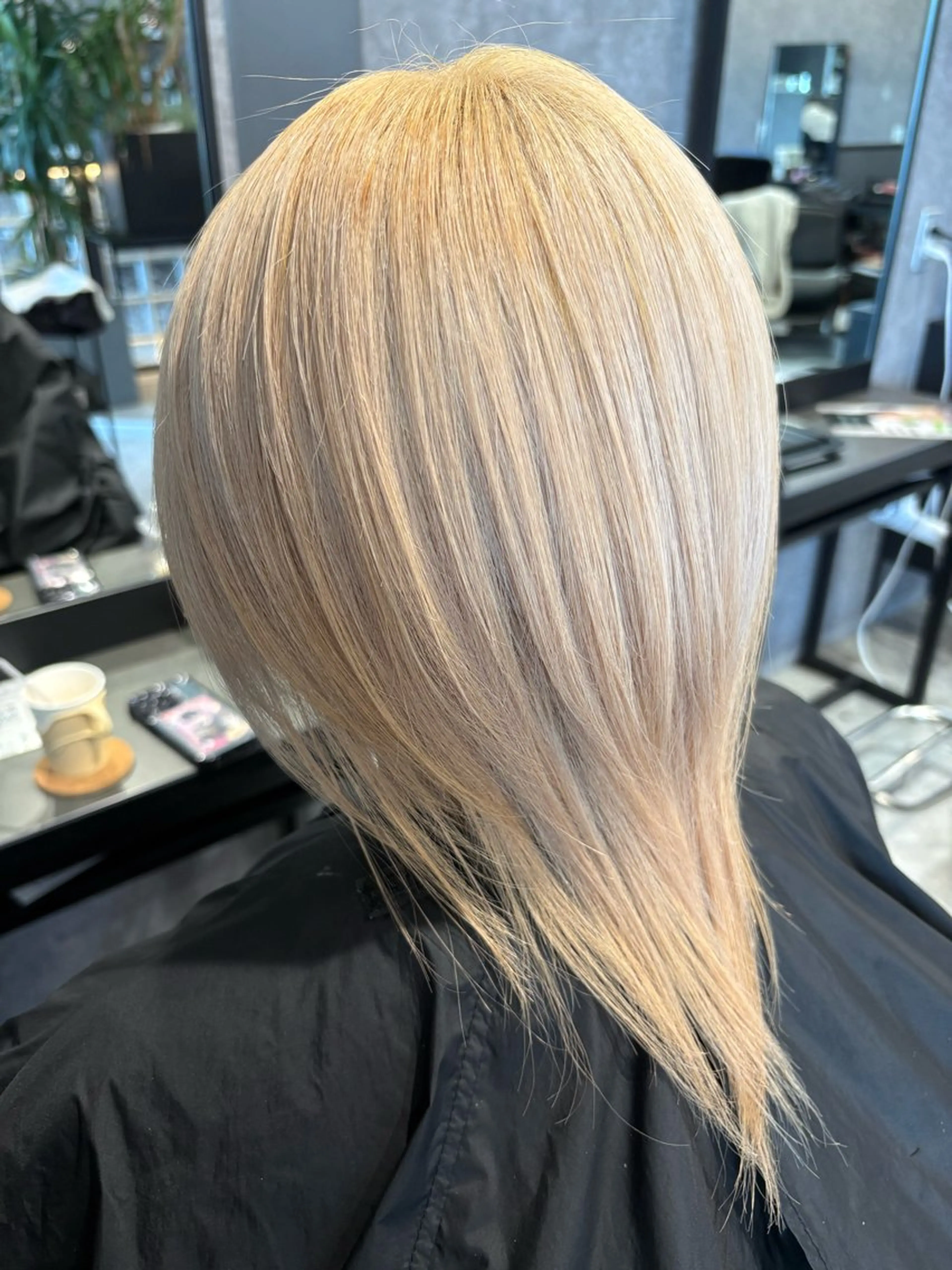 ショート ヘアカラー ink mocaのヘアスタイル