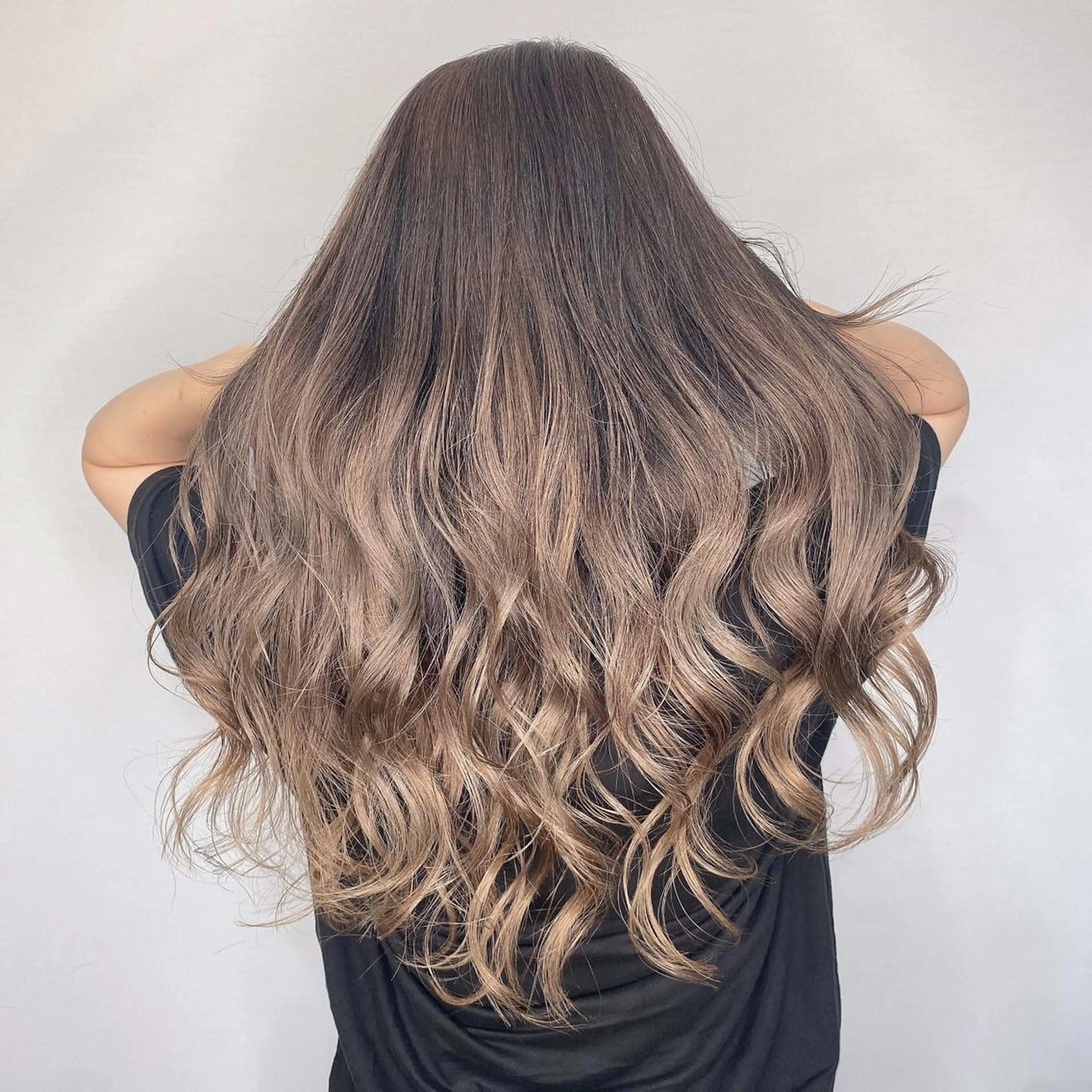 ロング 井尻 將太のヘアスタイル