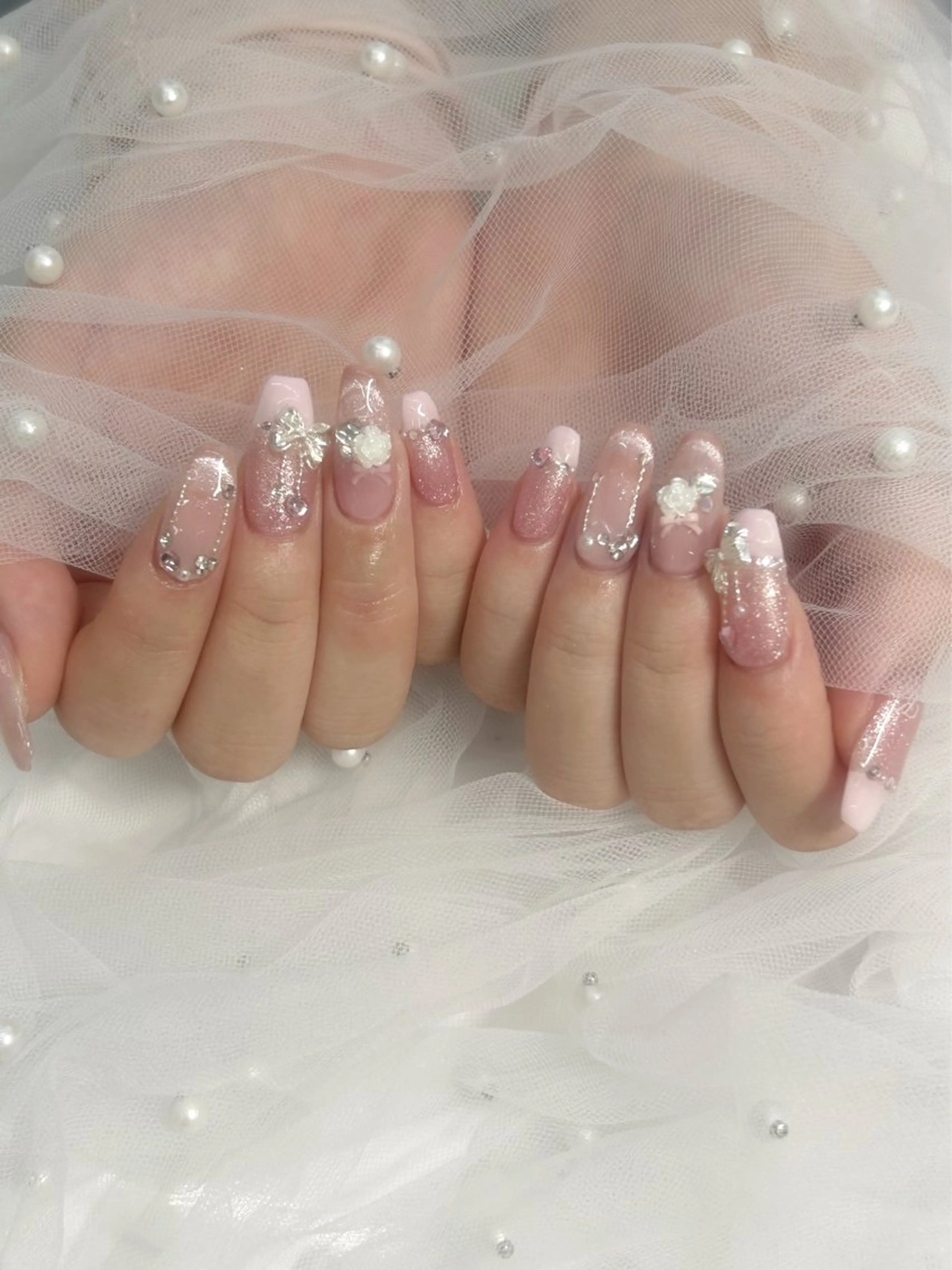 ハンドネイル 🎀WOLTOKYO 池袋🎀hinataのネイルデザイン