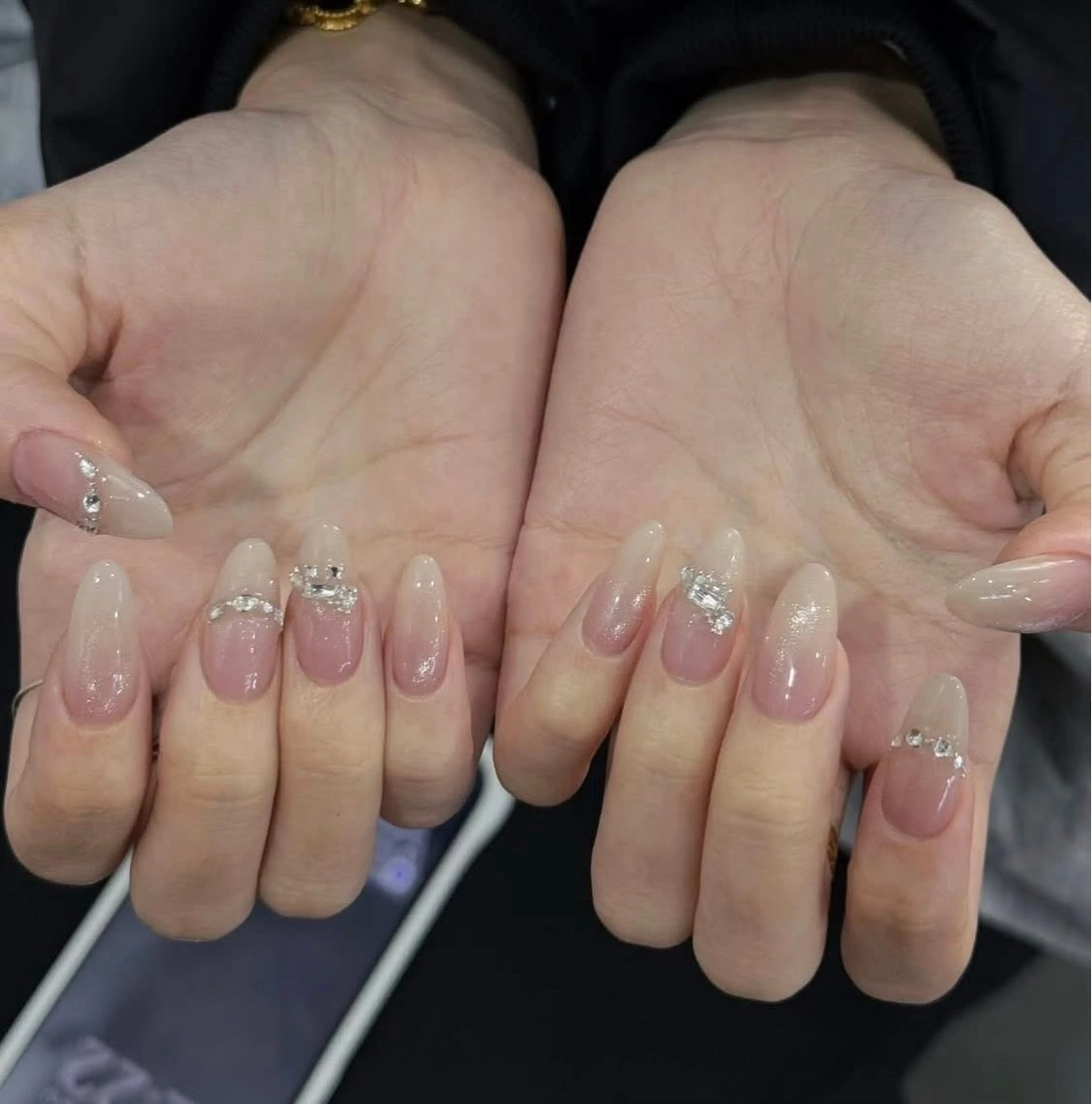 ネイル ハンドネイル T.Lee Nail Lilyのネイルデザイン
