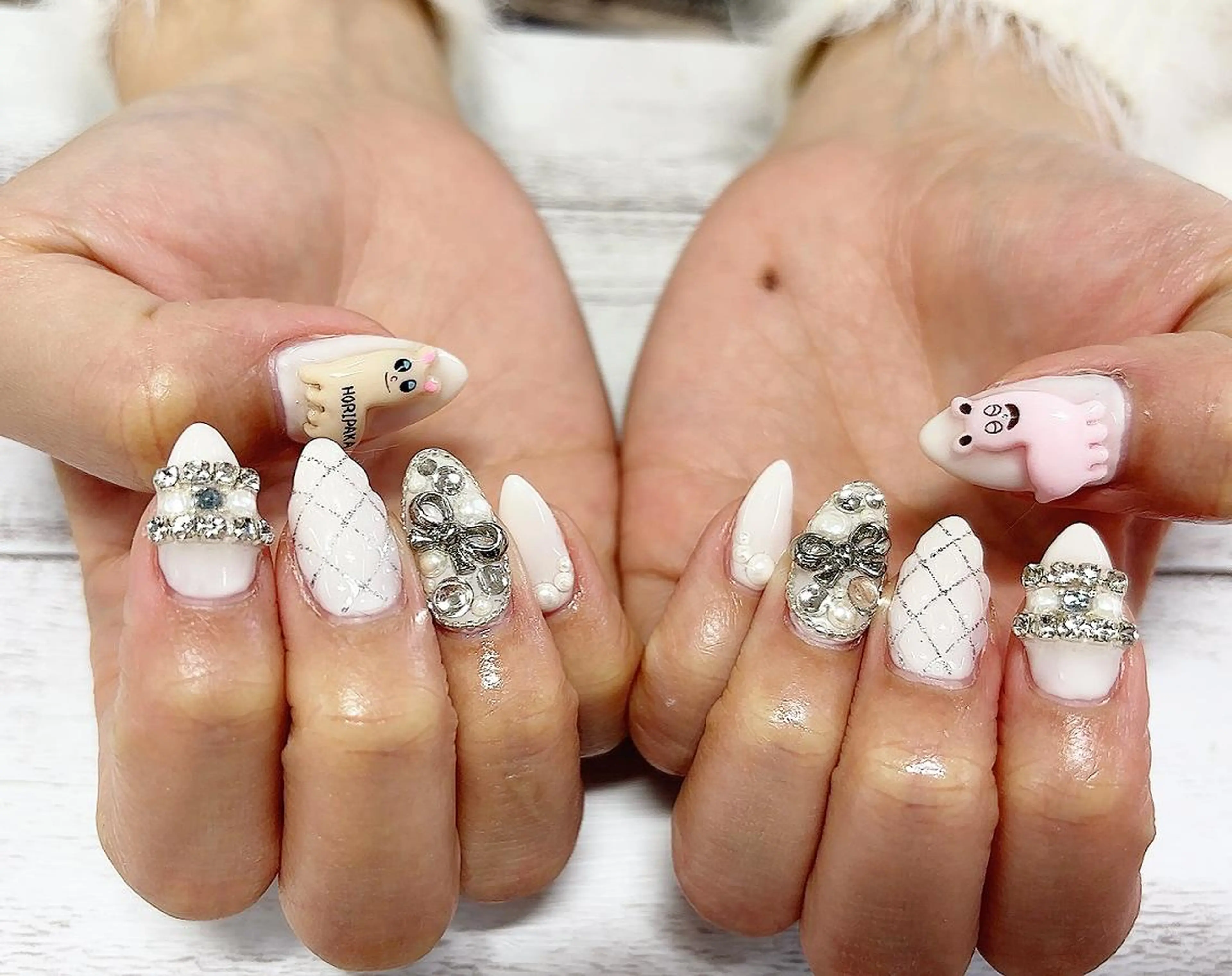 ネイル アートネイル 長さ出し 持ち込み ニュアンスネイル スカルプネイル ハンドネイル リラネイル Aikenのネイルデザイン