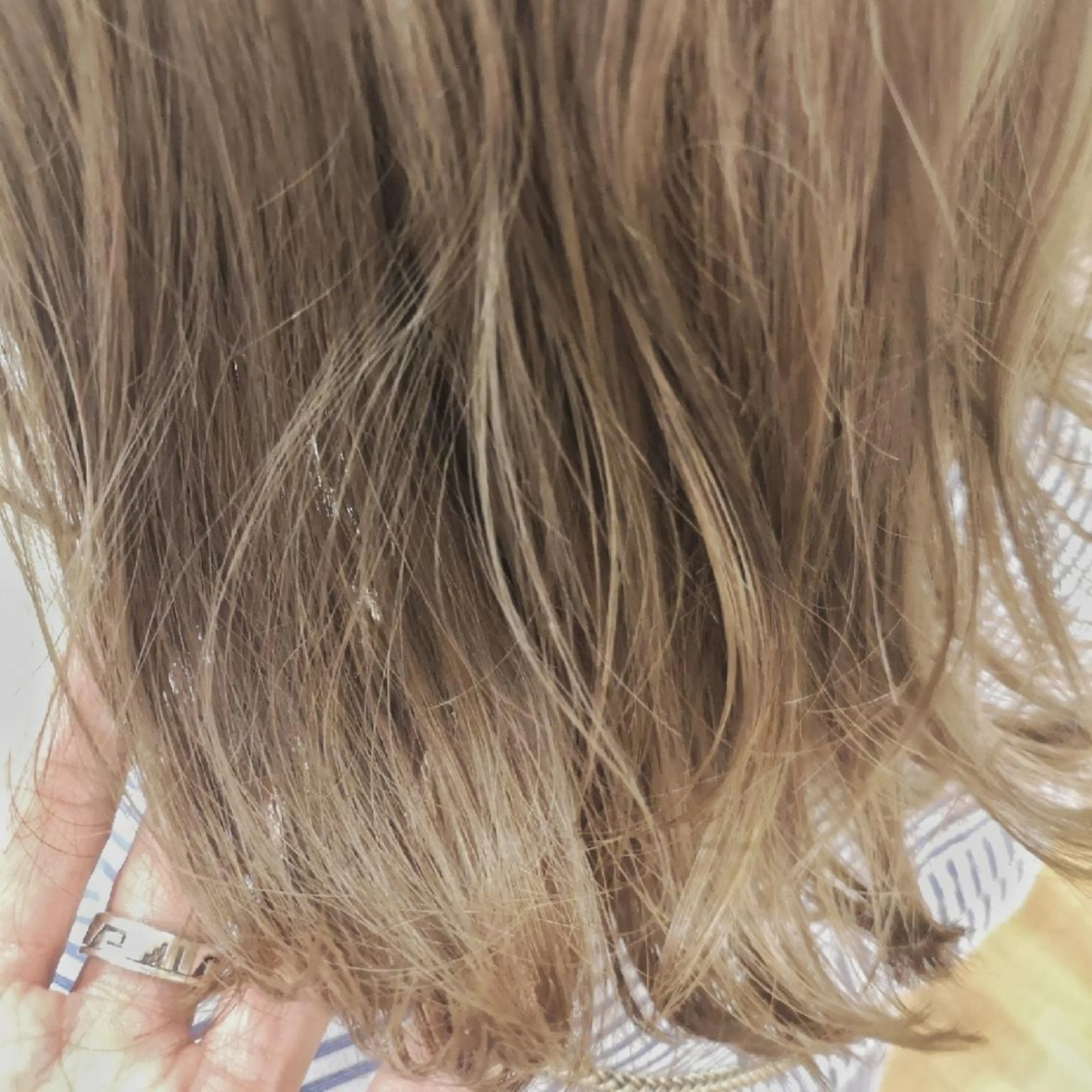 ミディアム カラー ベージュカラー ブリーチ ミルクティーベージュ N°emirai溝口 MG 🌈梶谷龍吾のヘアスタイル