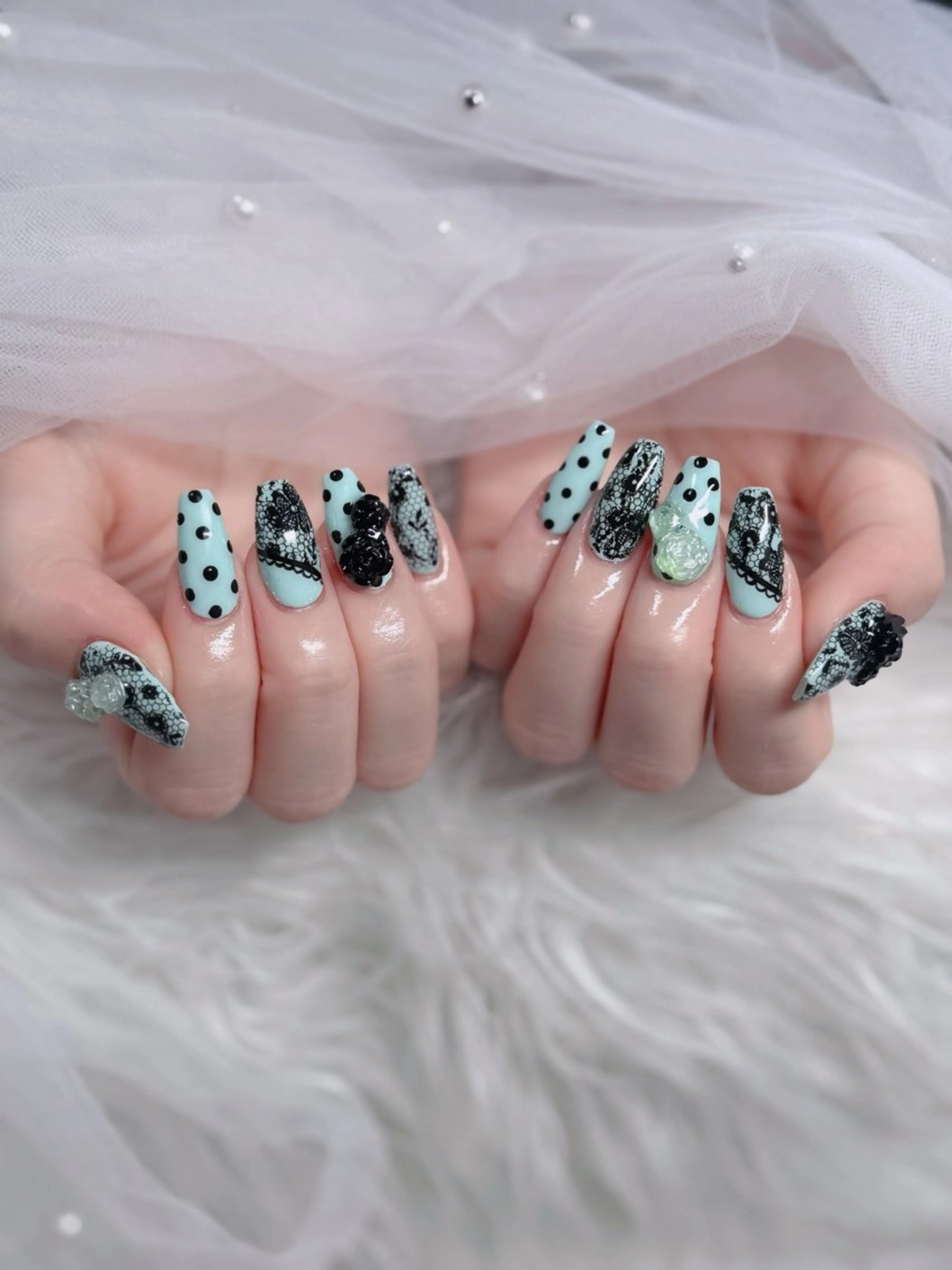 ネイル フレンチネイル ジェルネイル ガラスフレンチ ハロウィン ハート ハンドネイル H.baby Nail Salonのネイルデザイン