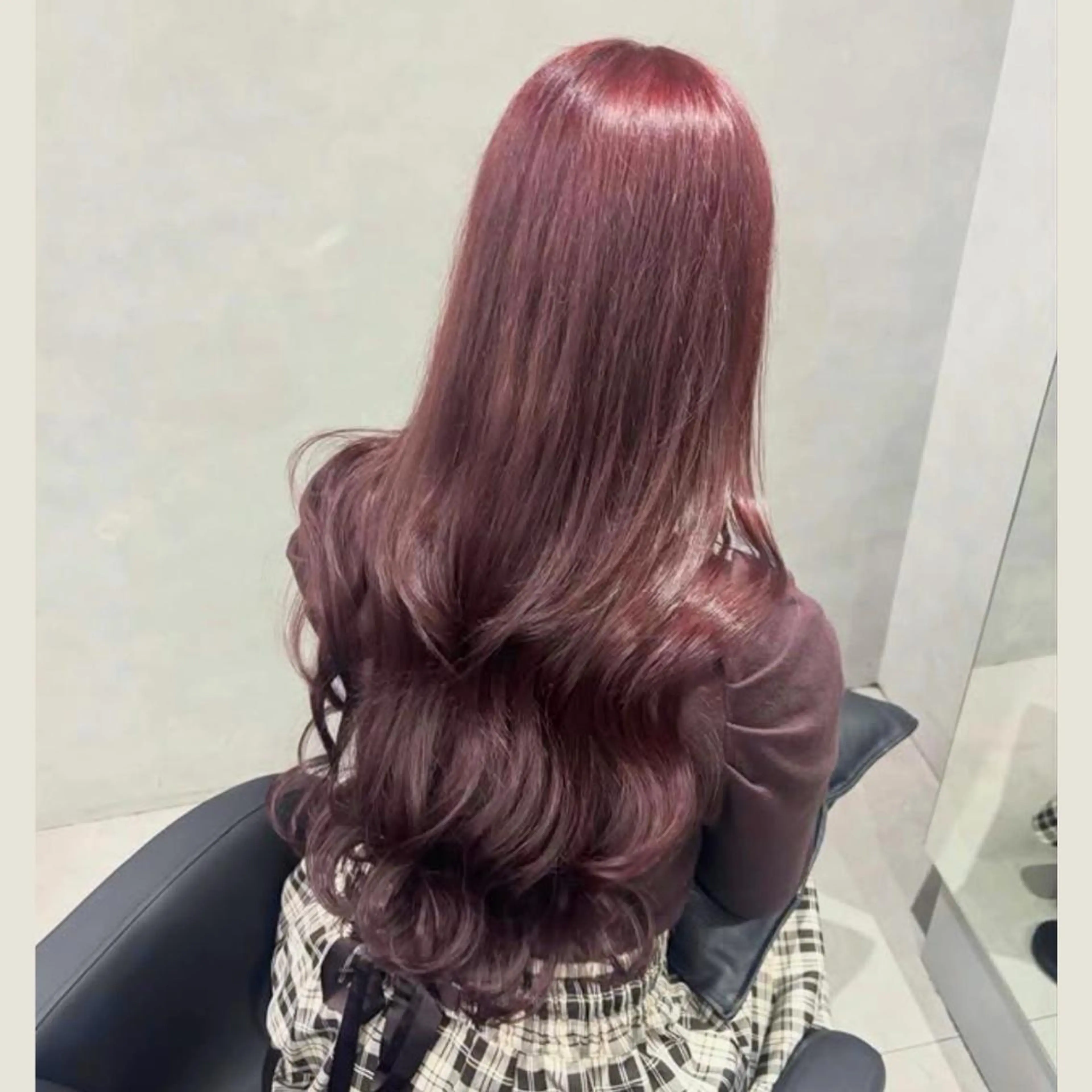 ロング カラー ブリーチ ダブルカラー ピンクカラー ヘアカラー 顔周り🌸ジエクト 🌸濱吉優希🌸のヘアスタイル