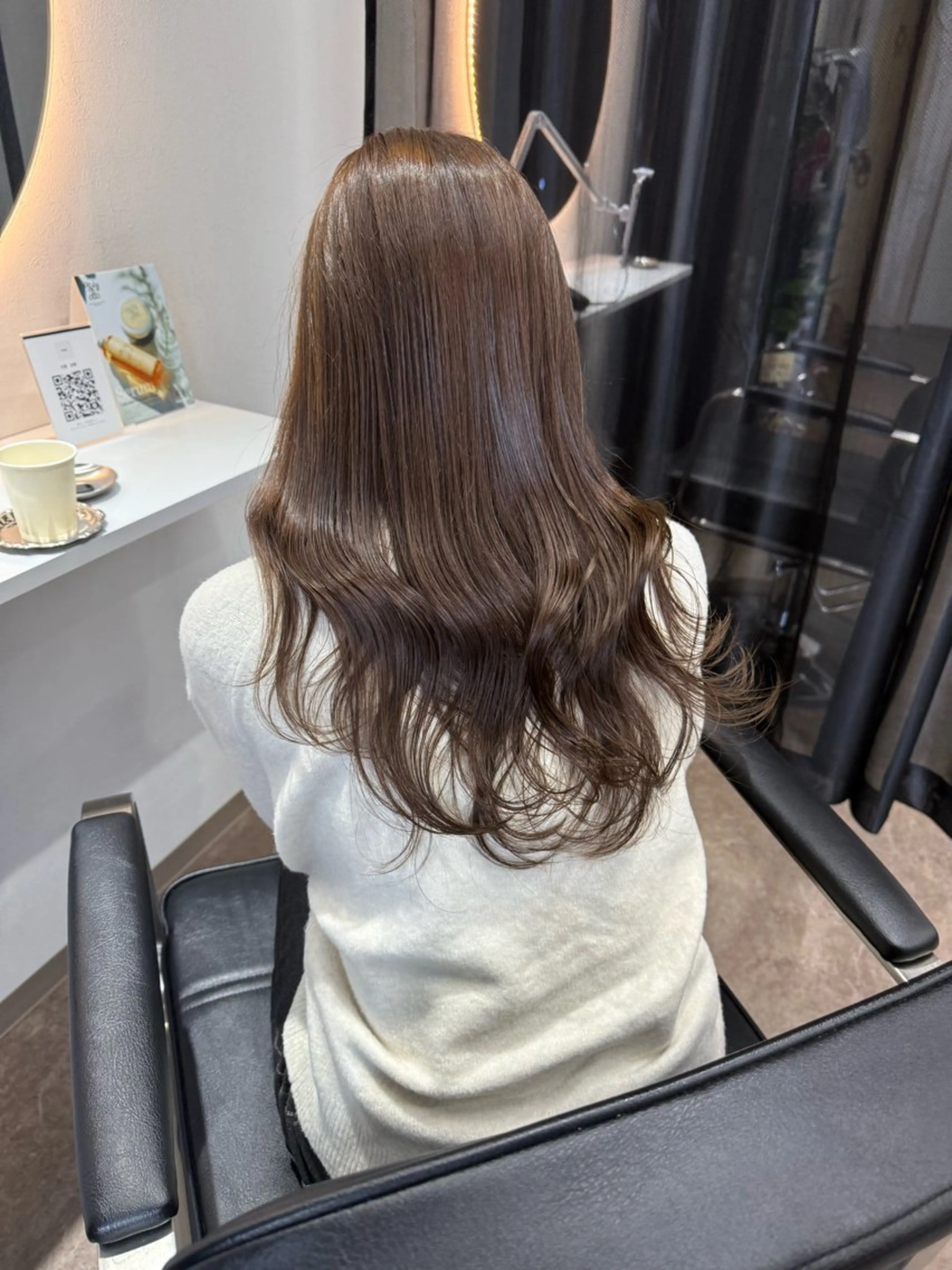 ミディアム カット ヘアカラー Licol所属・4月期間限定 今だけクーポンありのヘアスタイル