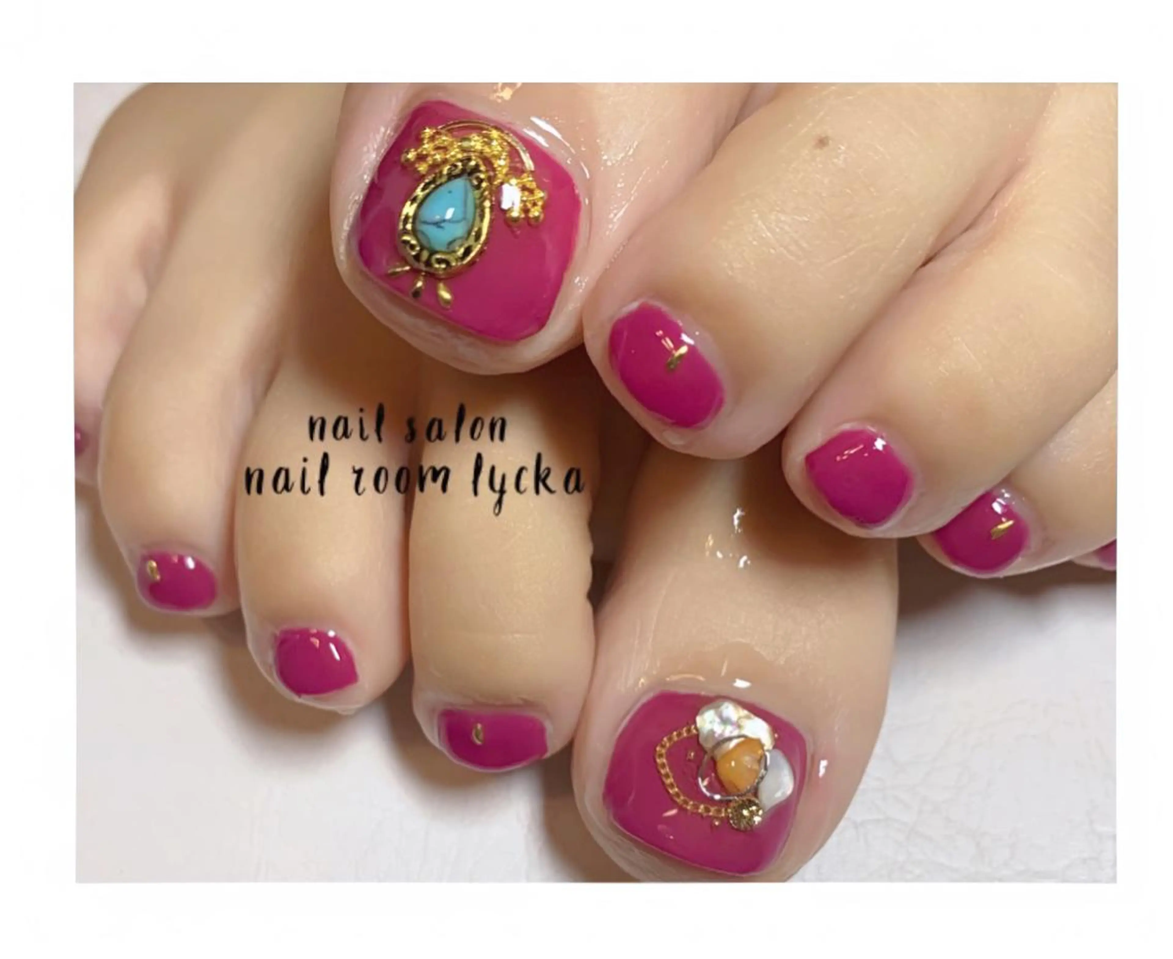 ネイル ﾈｲﾙﾙｰﾑﾘｯｶ 𝐦𝐚𝐲𝐮のネイルデザイン