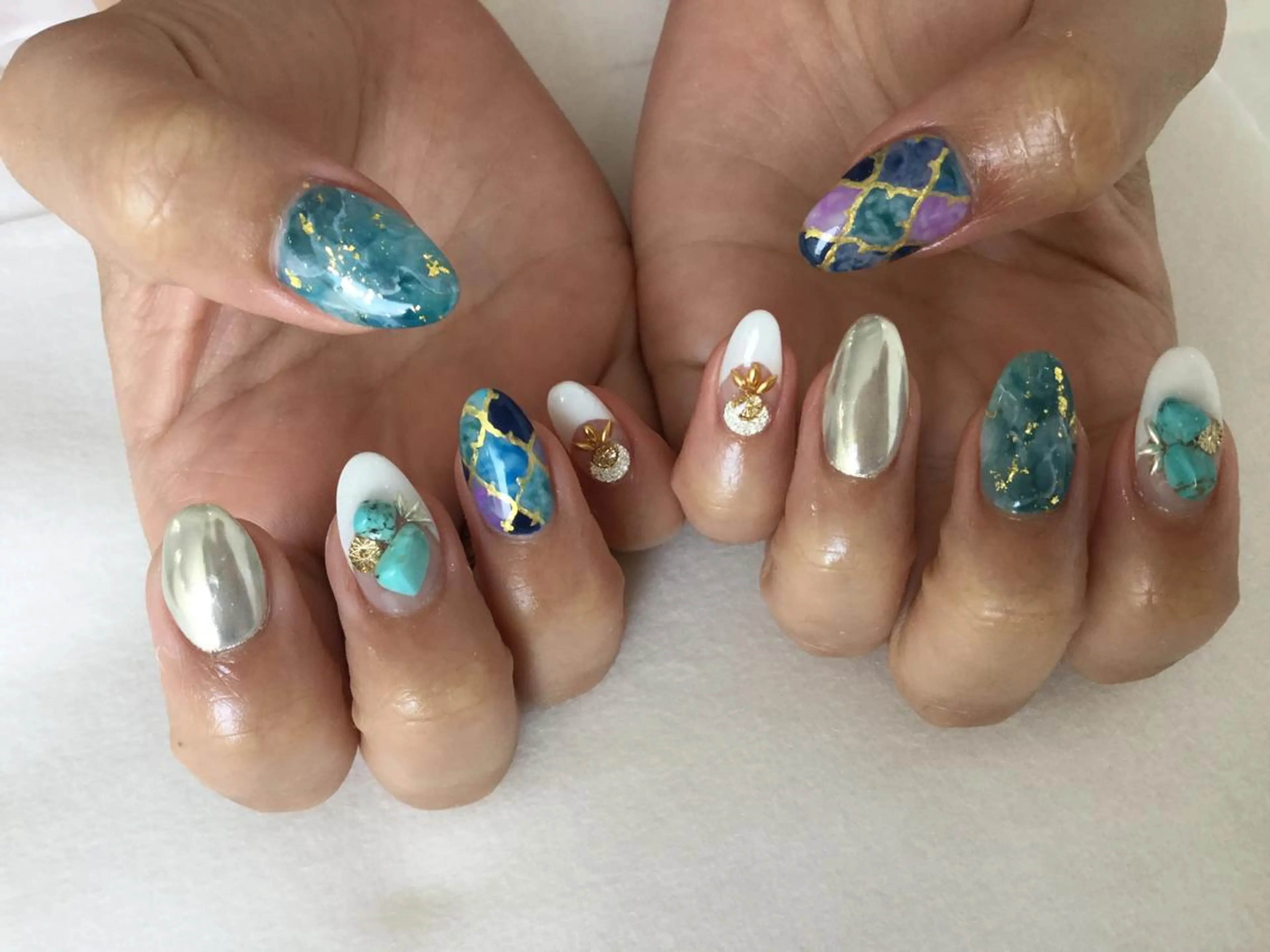 ネイル ハンドネイル 💎🐰 saki. m 🐰💎のネイルデザイン