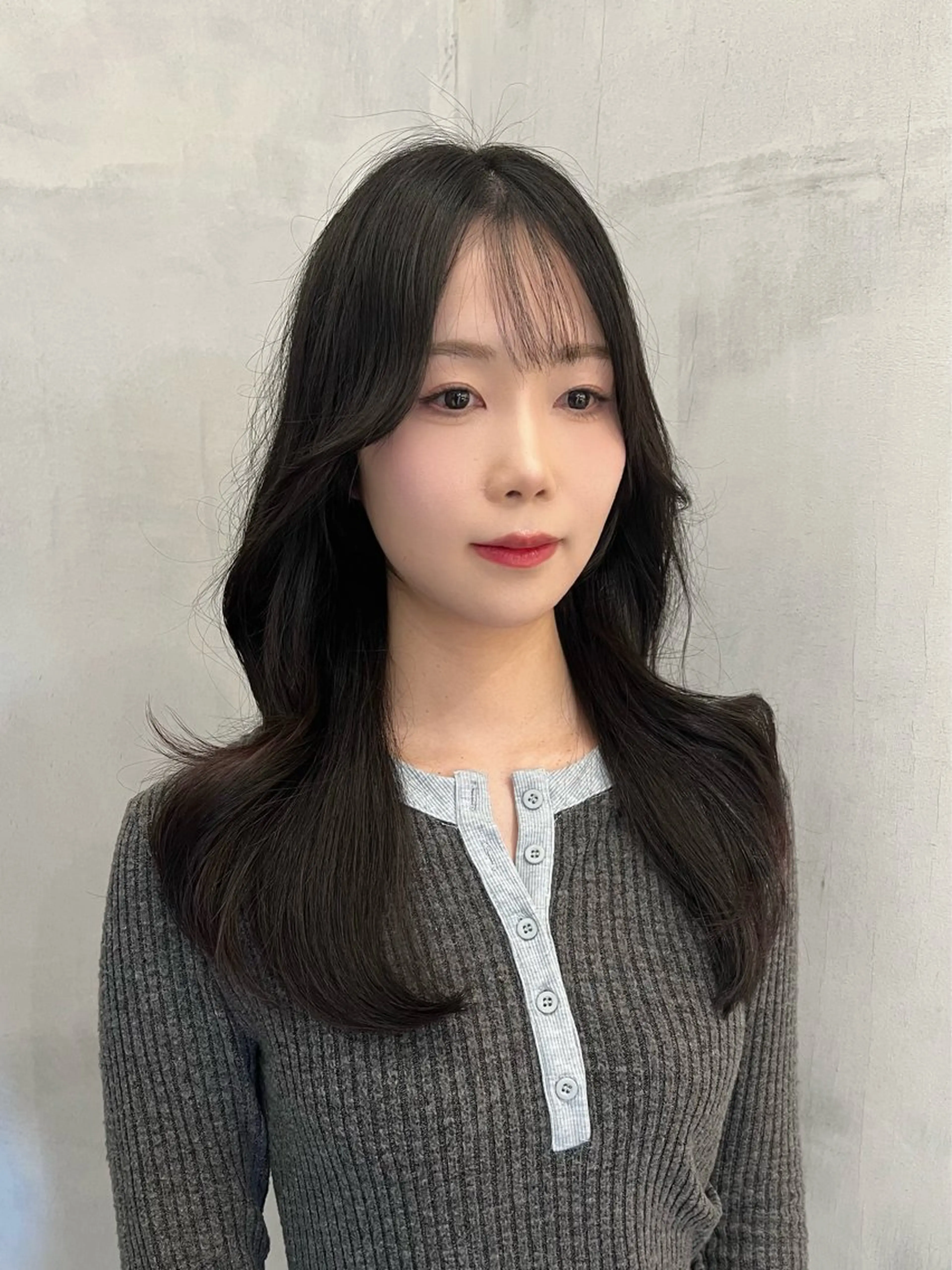 セミロング 韓国レイヤーカット/ 縮毛矯正/羽田航のヘアスタイル