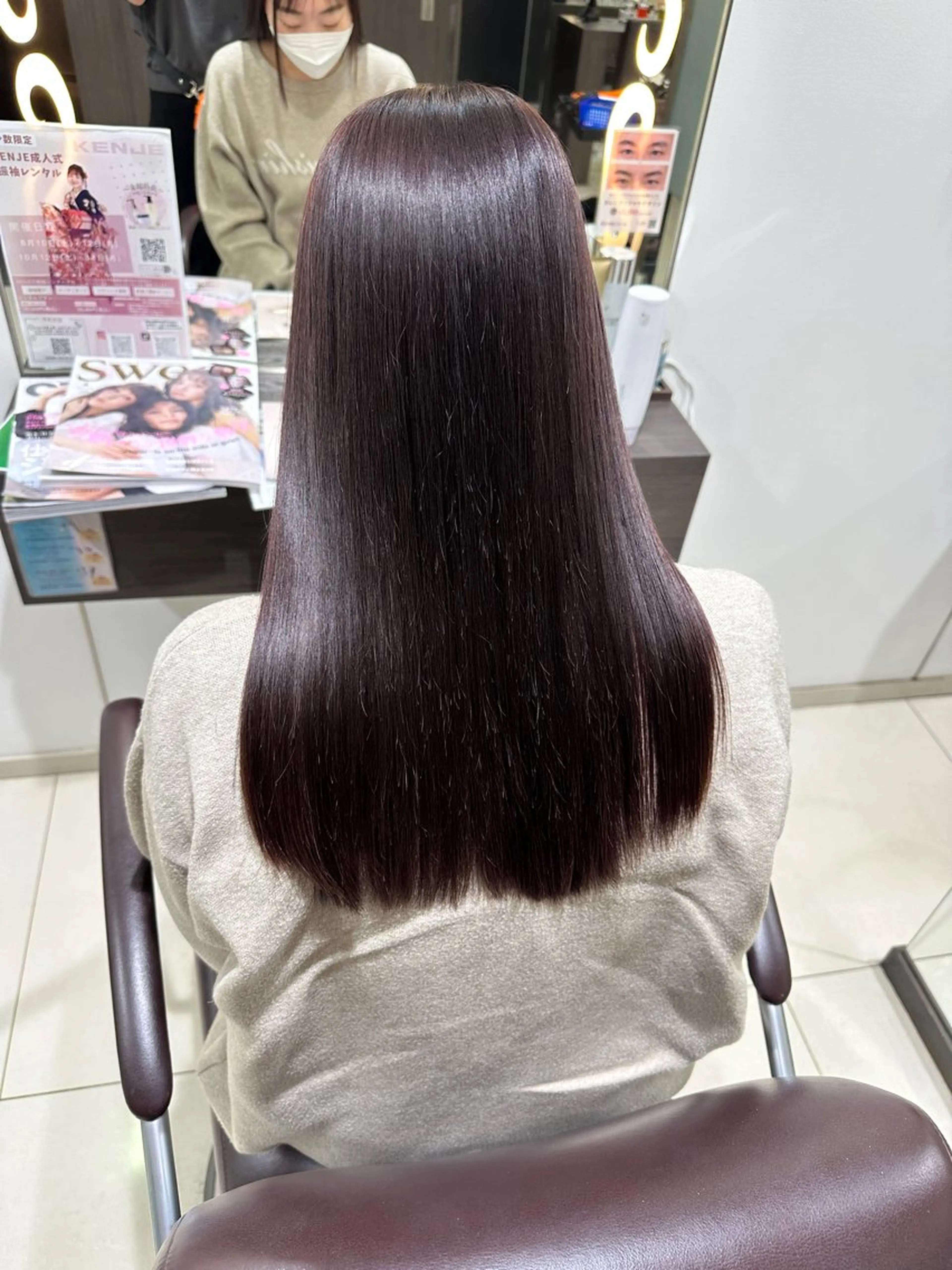 🉐カット➕縮毛矯正✨👑➕カラー➕話題のsystem      トリートメント¥25850→¥22000の写真