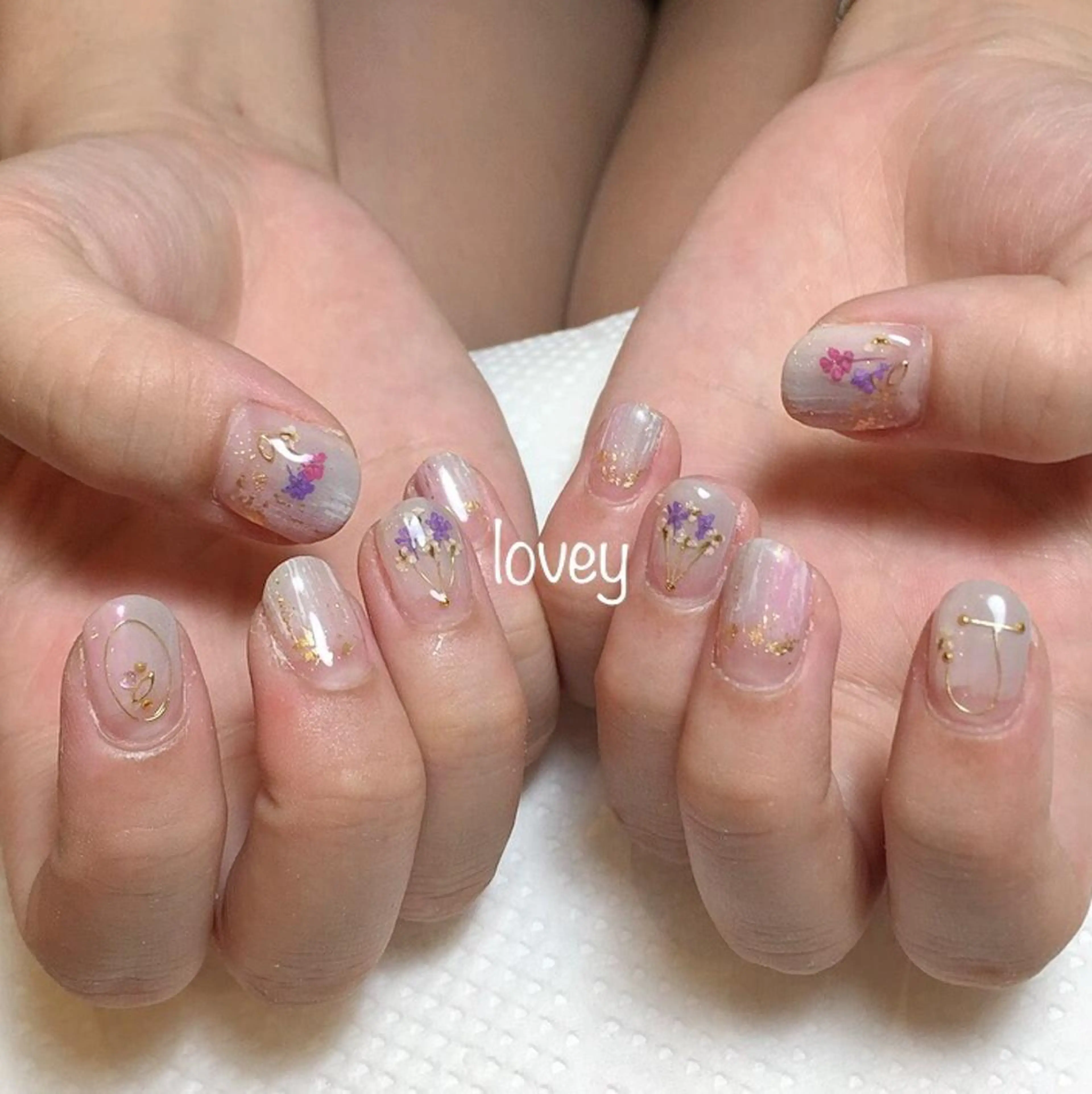 ネイル プライベートサロン loveyのネイルデザイン