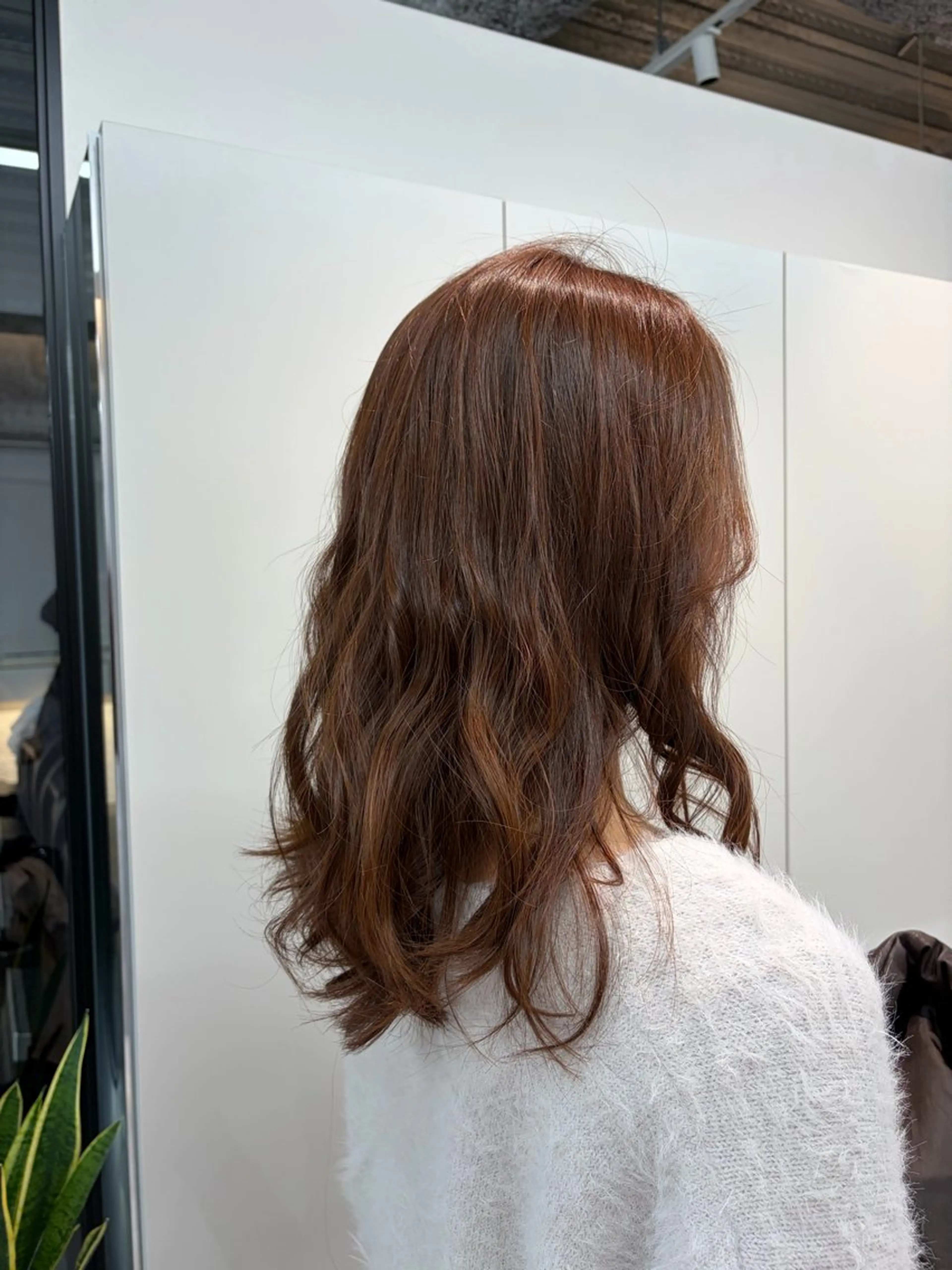 カラー ブリーチ ブラウンカラー ブリーチなしカラー 吉田 なづなのヘアスタイル
