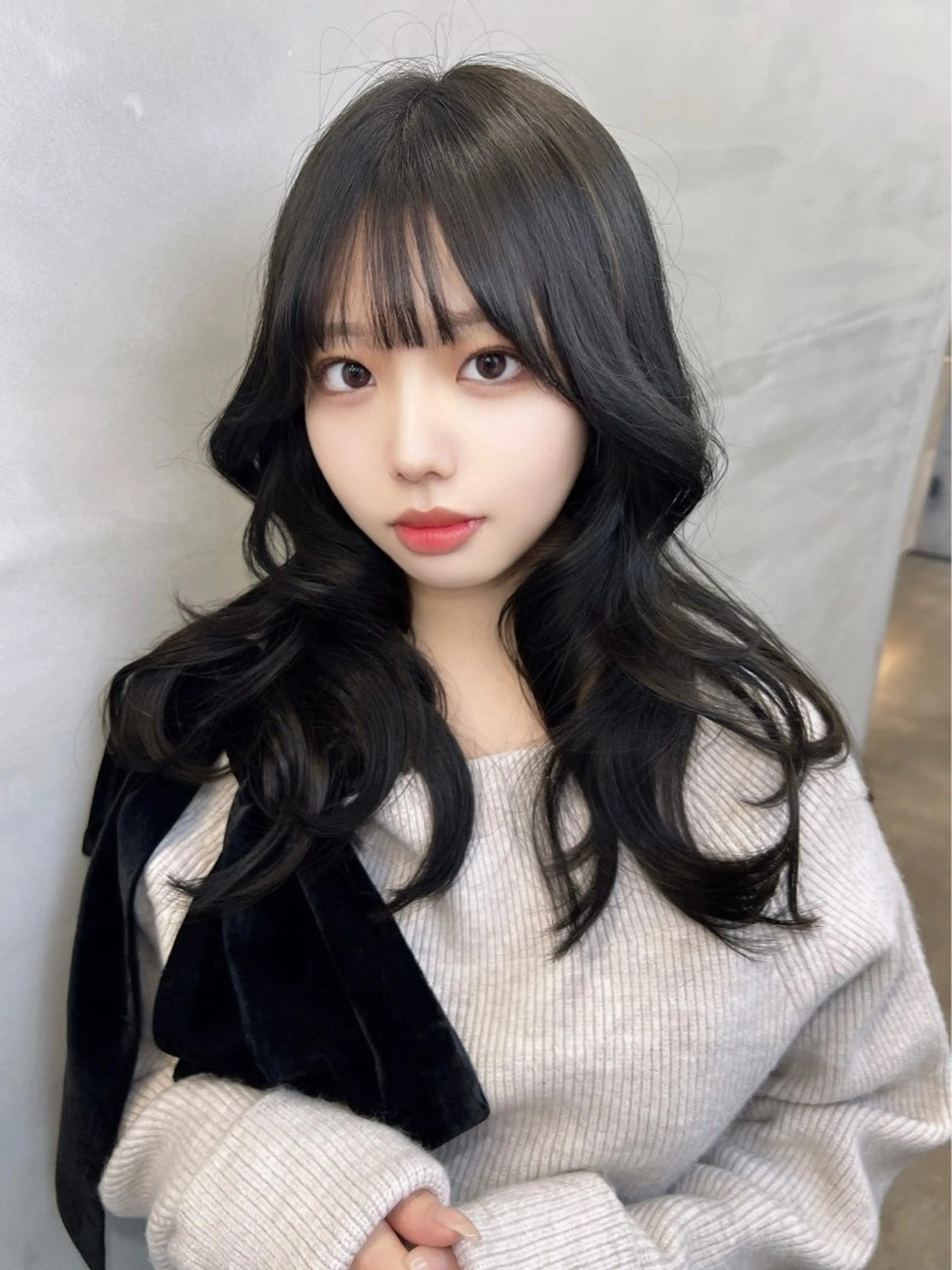 セミロング カラー 透明感カラー 髪質改善 レイヤーカット 縮毛矯正 トリートメント カット ヘアカラー トリートメント 前髪/顔まわりカット 艶髪/髪質改善/縮毛のヘアスタイル