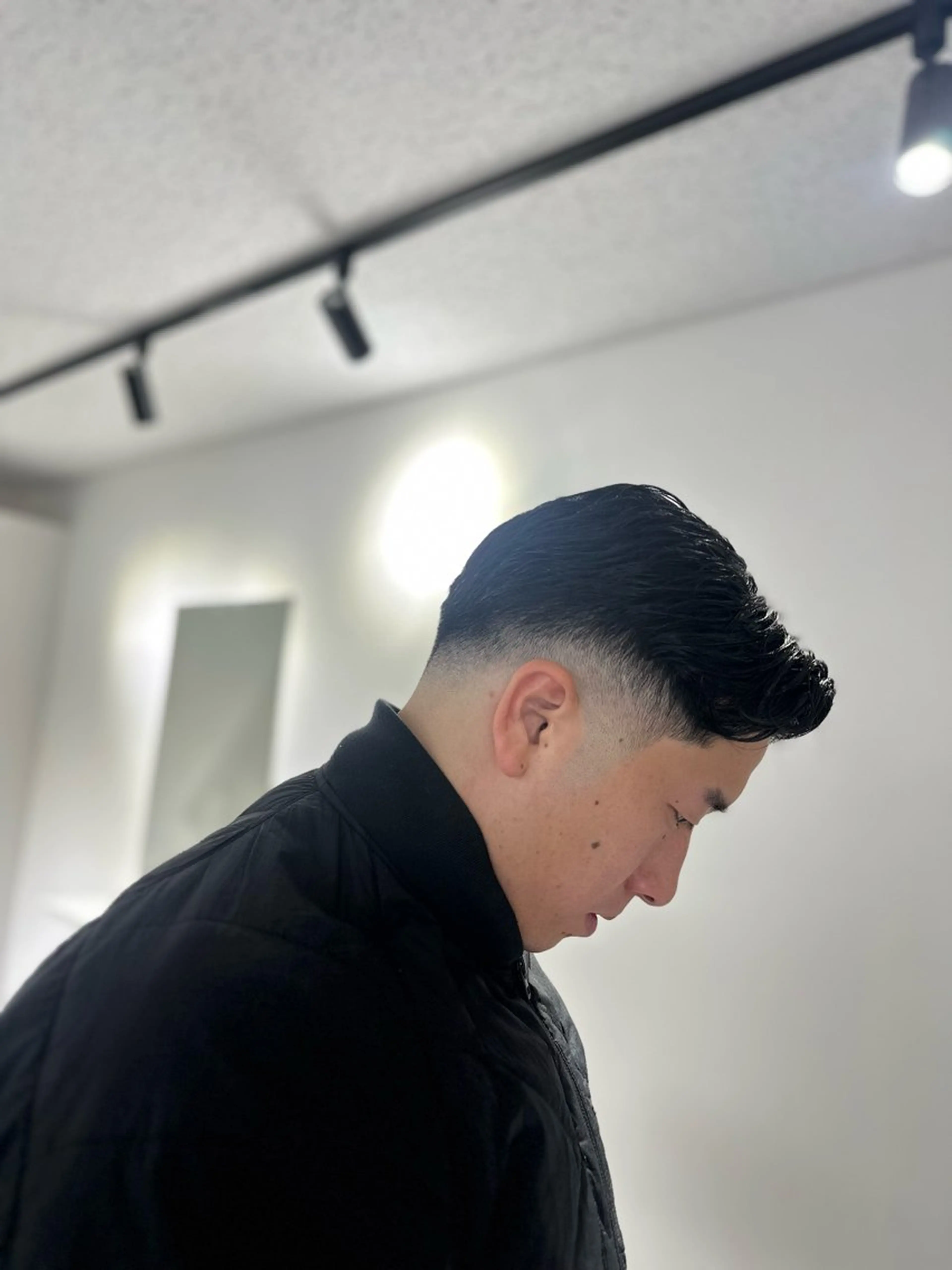 ショート ヘアアレンジ メンズ センターパート フェードカット メンズパーマ メンズツイストパーマ ツーブロック 池袋/FADE /メンズ特化のヘアスタイル