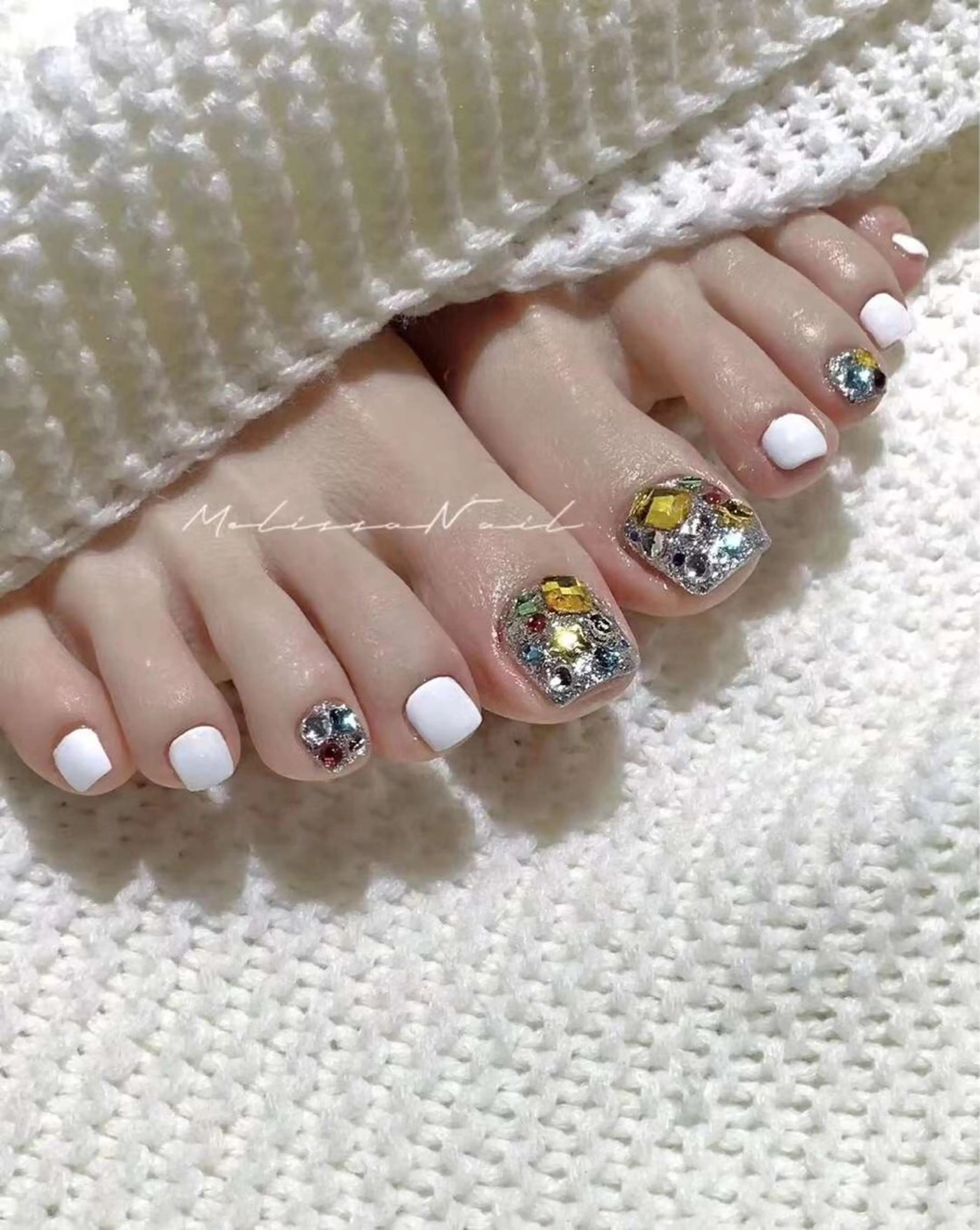 ネイル フットネイル VIVIAN リサのネイルデザイン