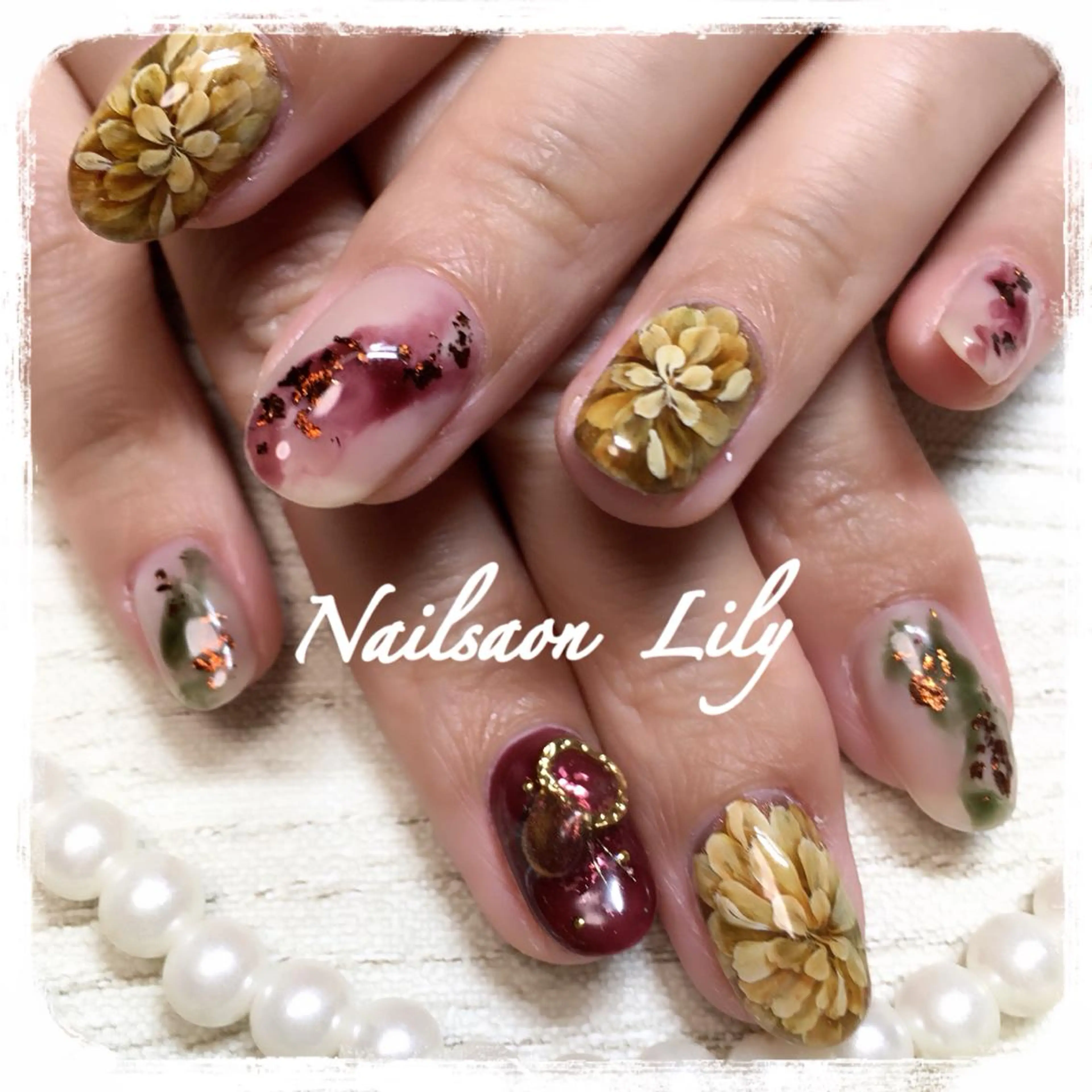 ネイル アートネイル Lily*nail 🌻Mii🌻のネイルデザイン