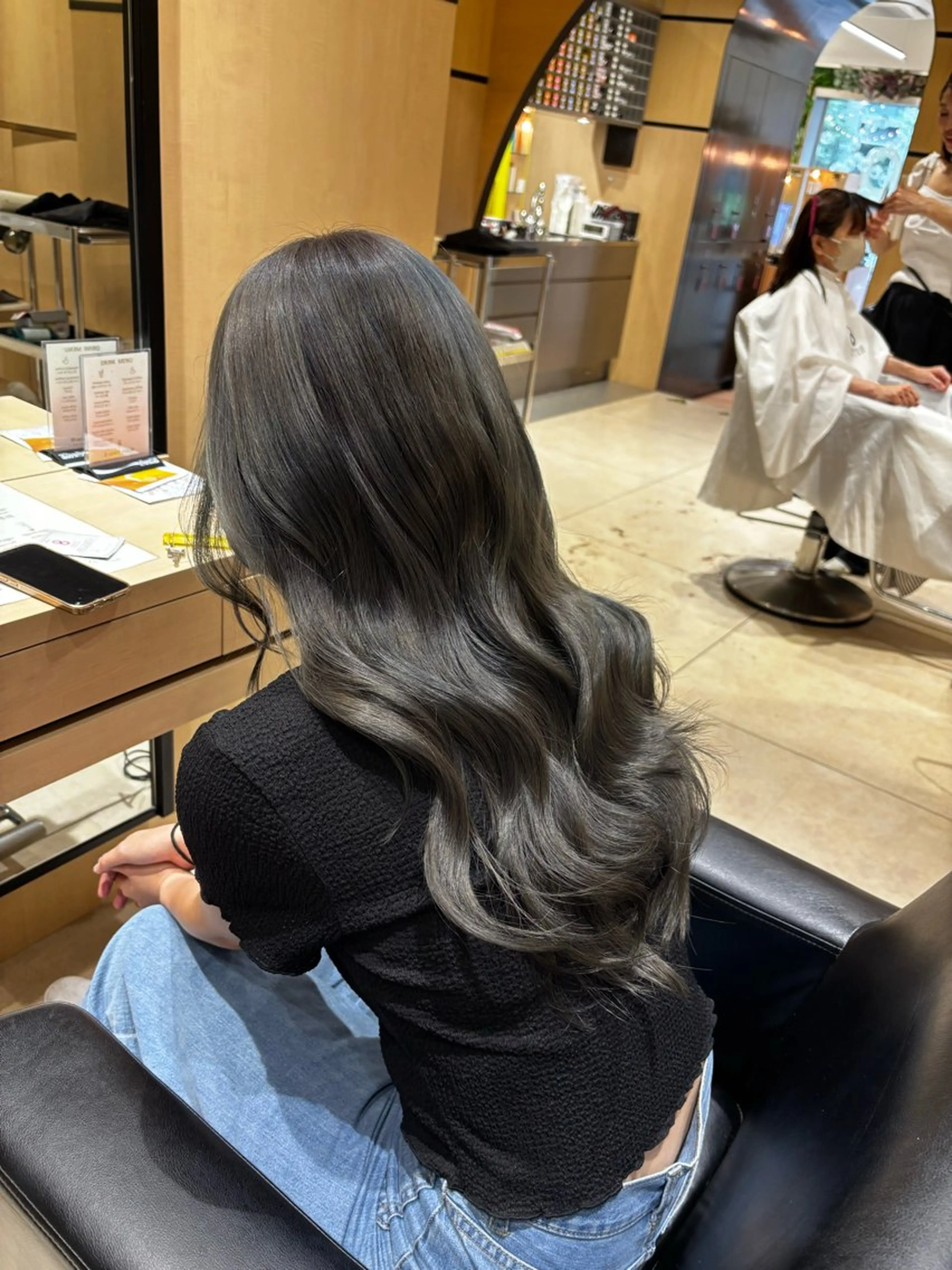 ロング ハイレイヤー レイヤーカット ローレイヤー 森田 葵葉のヘアスタイル