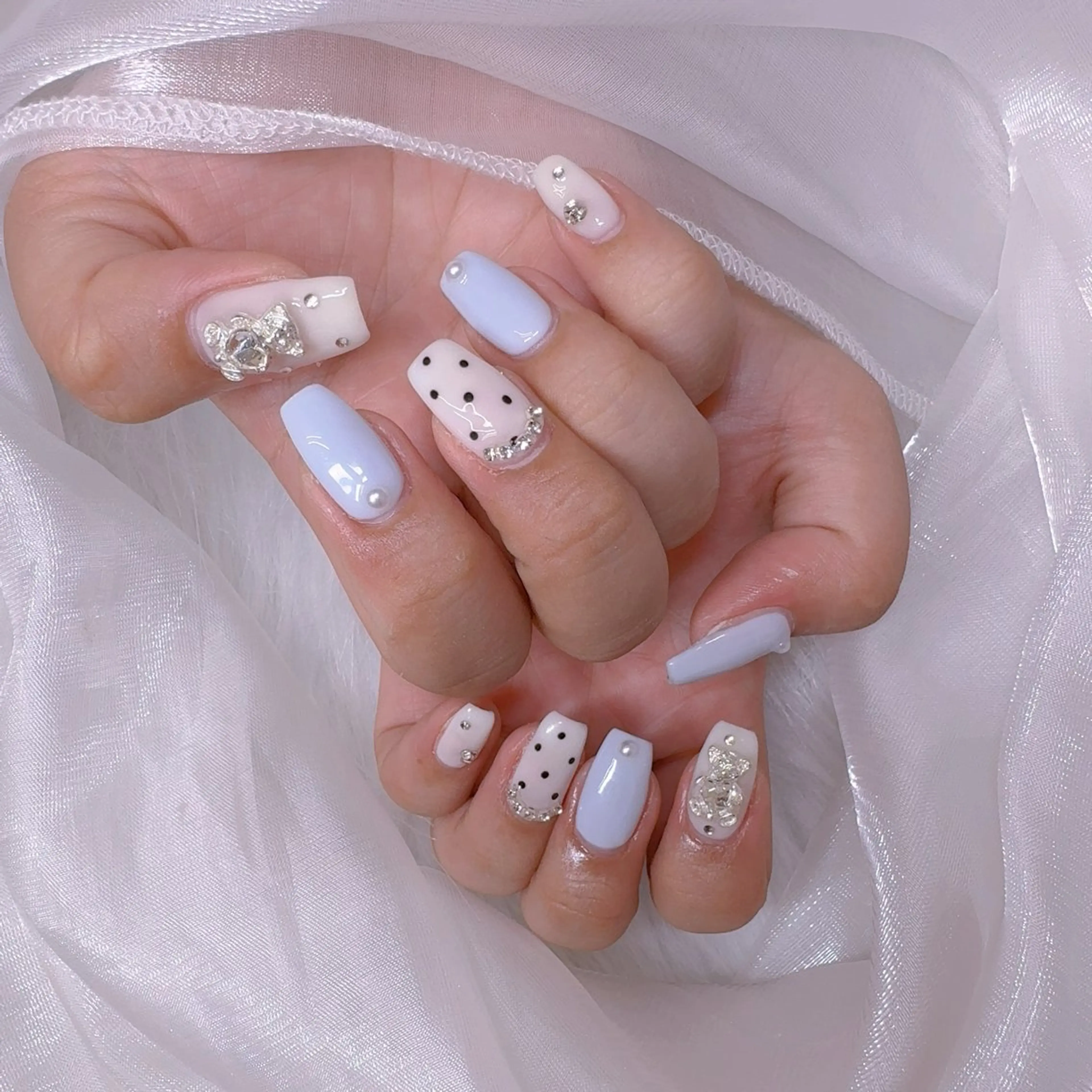 ★ハンドネイルやり放題8500 （初回ソフトジェルオフ無料）の写真