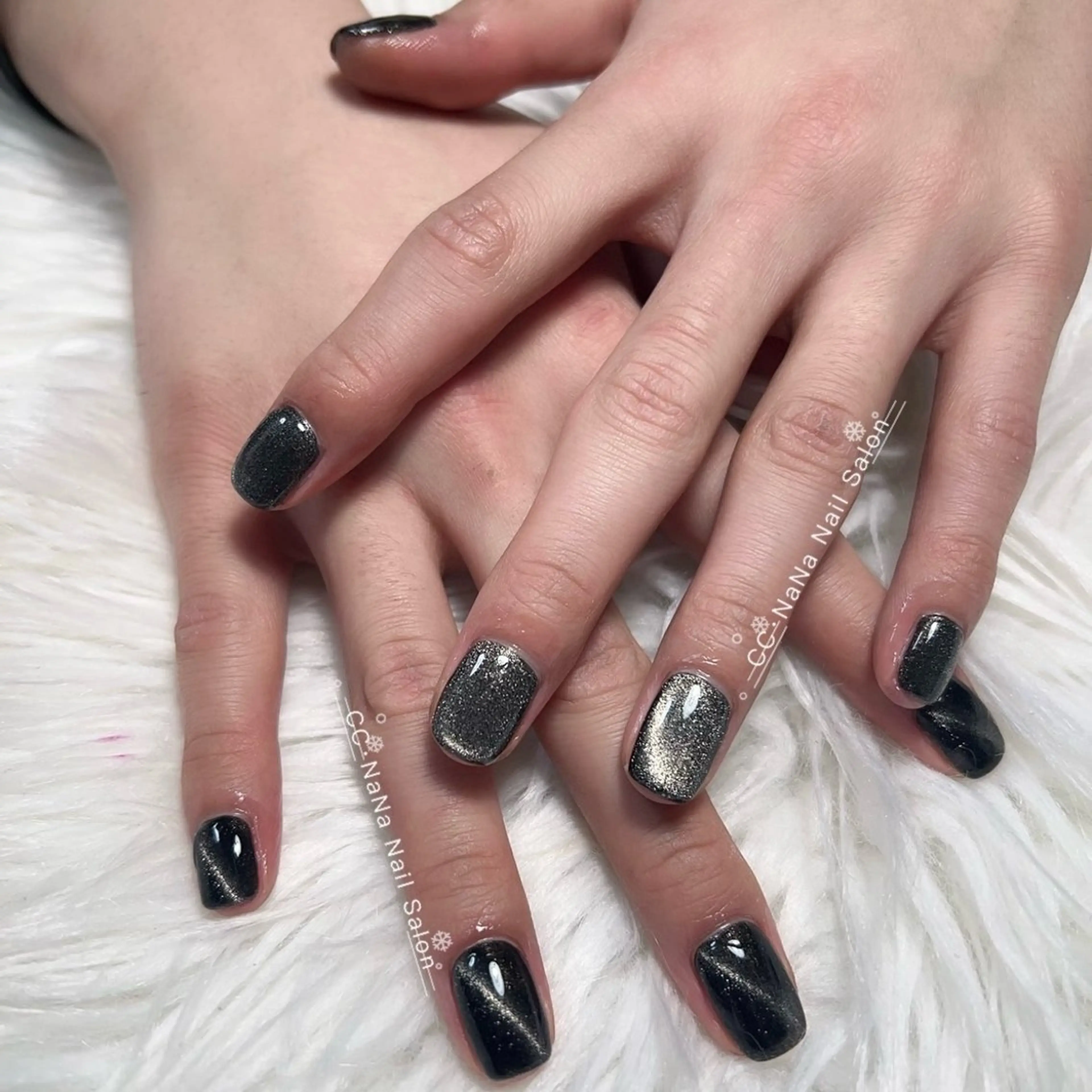 ネイル チークネイル フラッシュネイル ハート キラキラネイル 韓国ネイル ハンドネイル 💎CC・NaNa 韓国風ネイル🌙Cのネイルデザイン