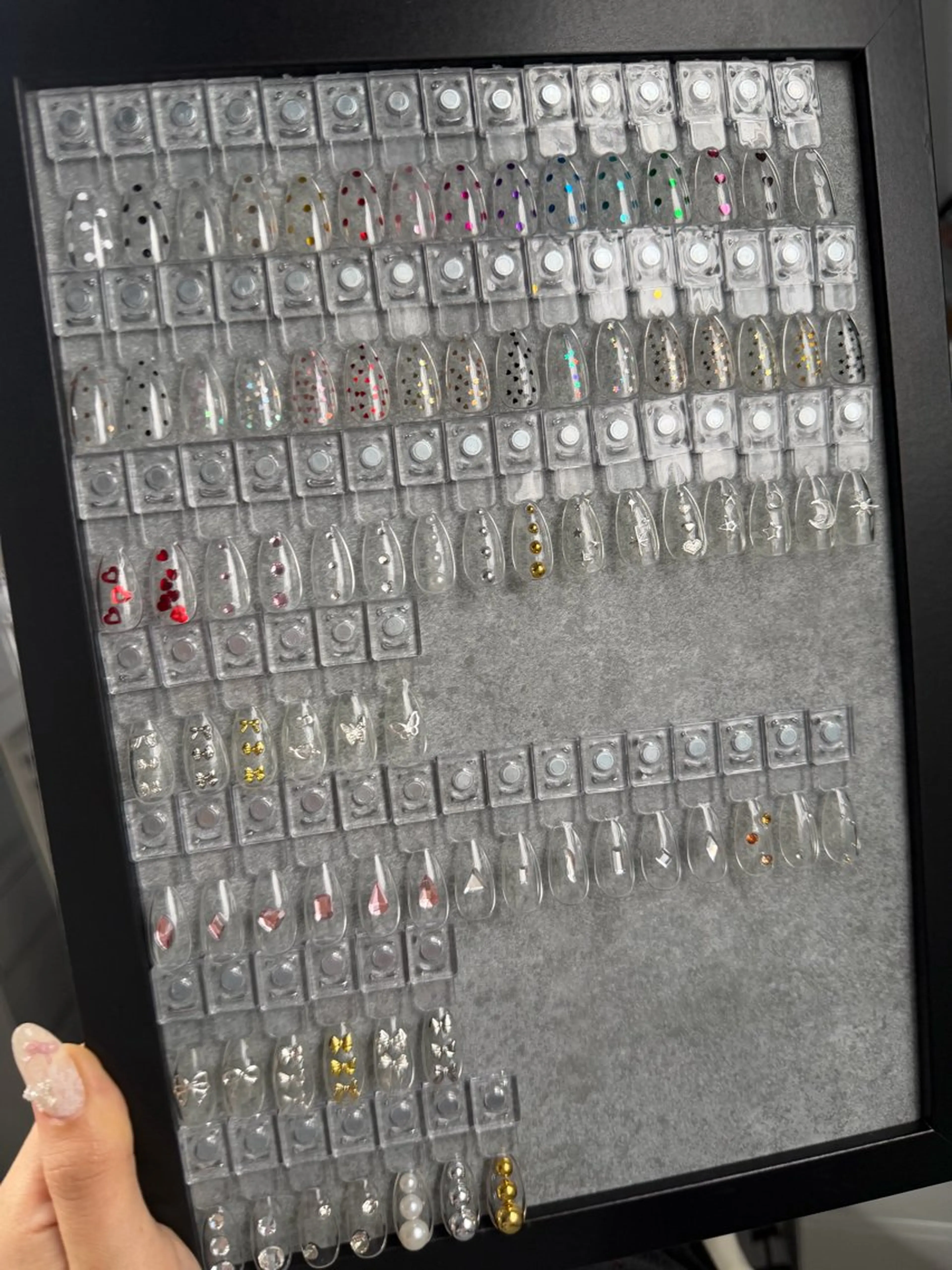 ネイル nail salon familleネイルサロン ファミーユ所属・岸 麗佳のネイルデザイン