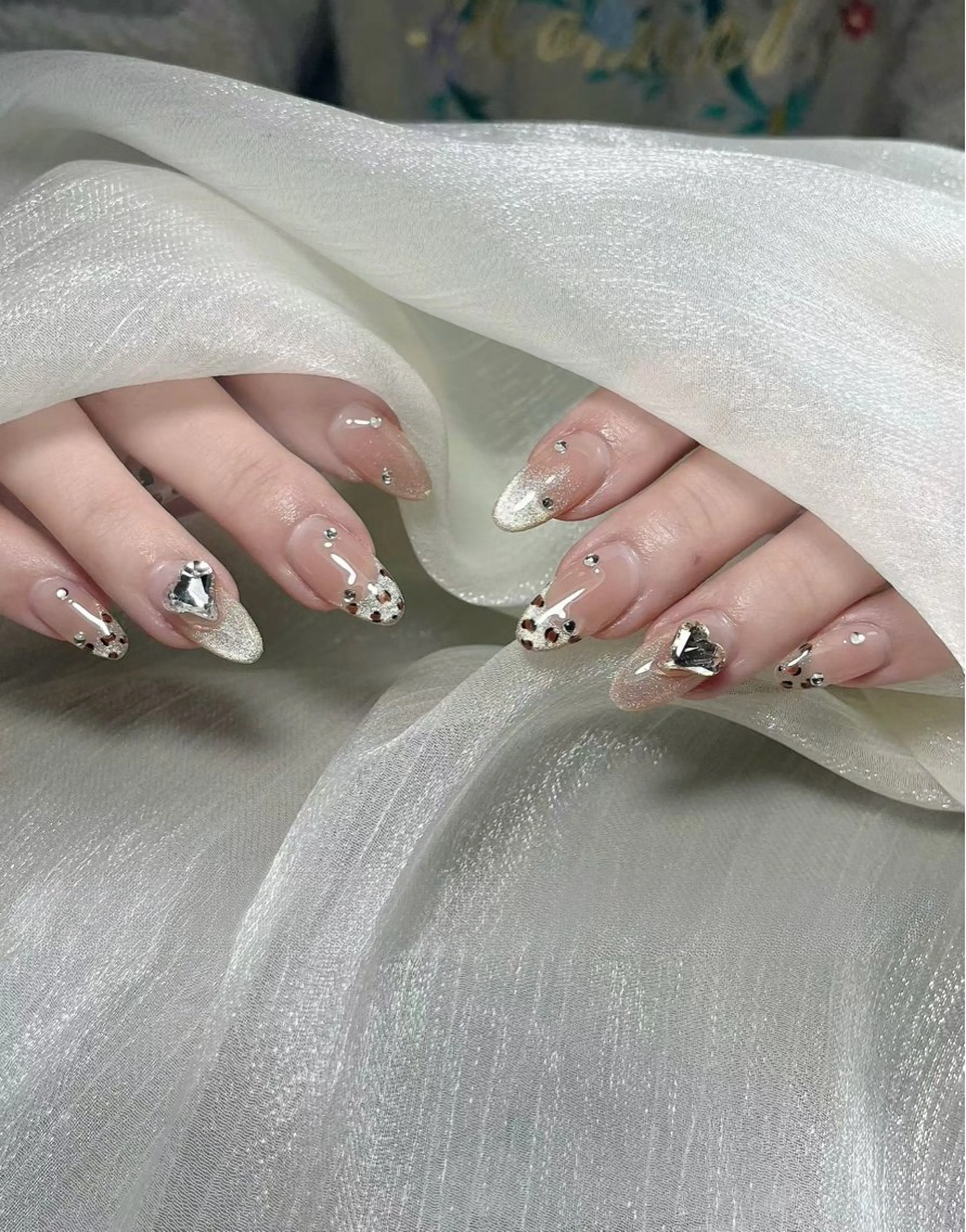 ネイル ゴージャス ハンドネイル YUAN Nailのネイルデザイン