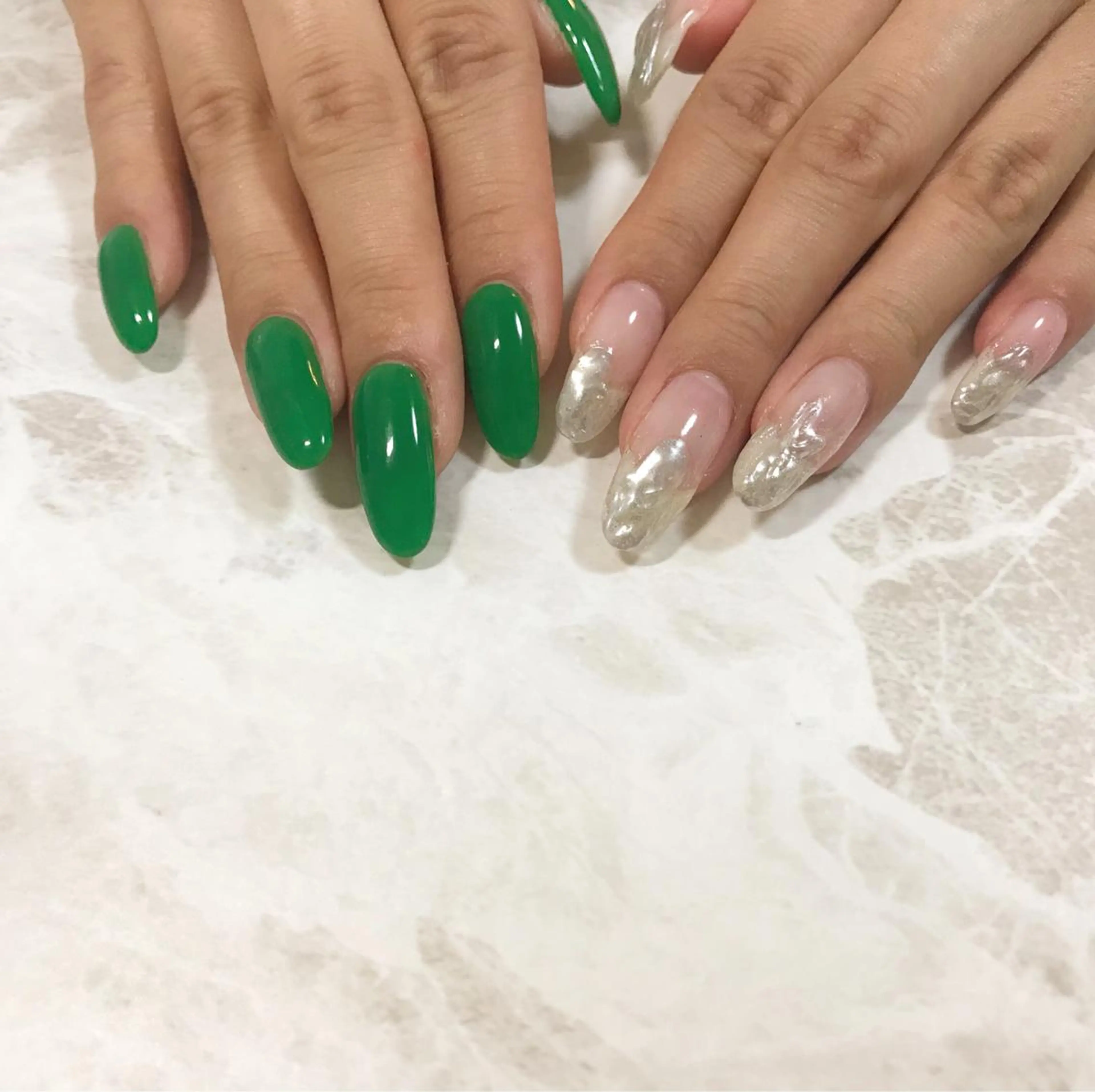 ネイル フットネイル グリーン ニュアンスネイル シンプルネイル 春ネイル ネイル フフラ所属・nail fufla ♡yamane♡のネイルデザイン