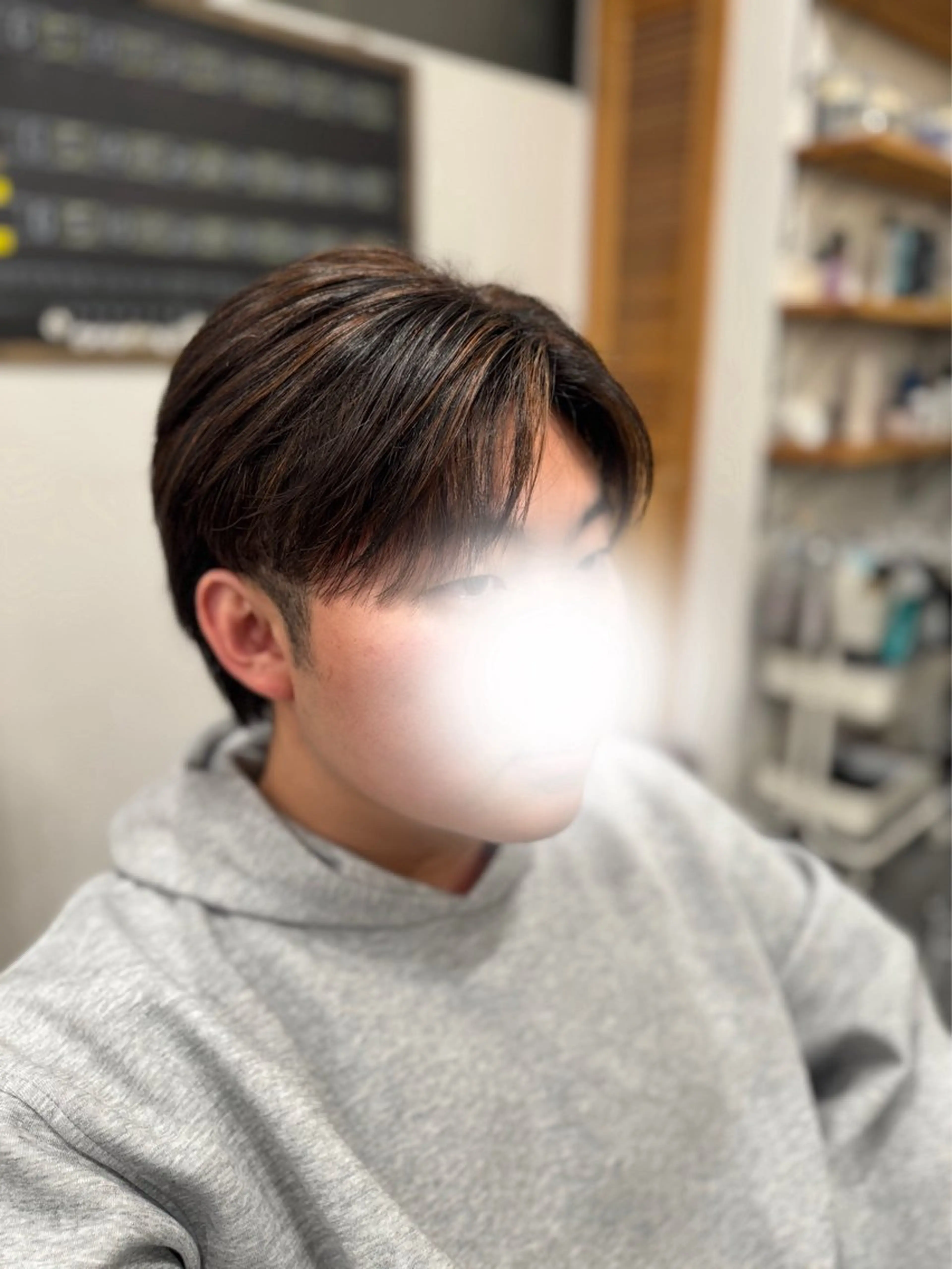 ミディアム カラー メンズ メンズブリーチ メンズハイライト ブリーチ ハイライトカラー ブリーチなしカラー SHIAN 橋本 Daikiのヘアスタイル