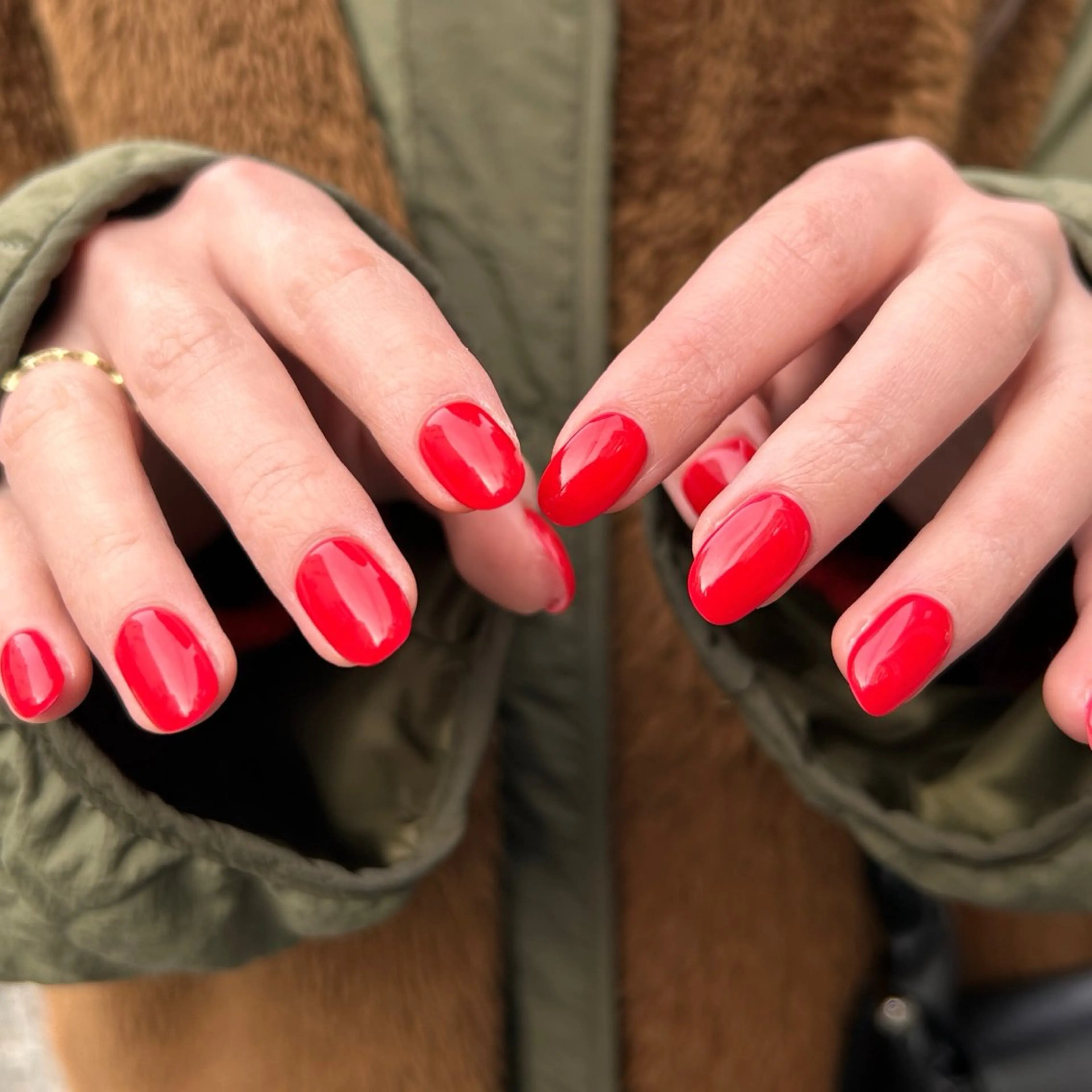 ネイル ワンカラーネイル 赤色 ショートネイル ハンドネイル hair  MILE.所属・MILE. mukonosouのネイルデザイン