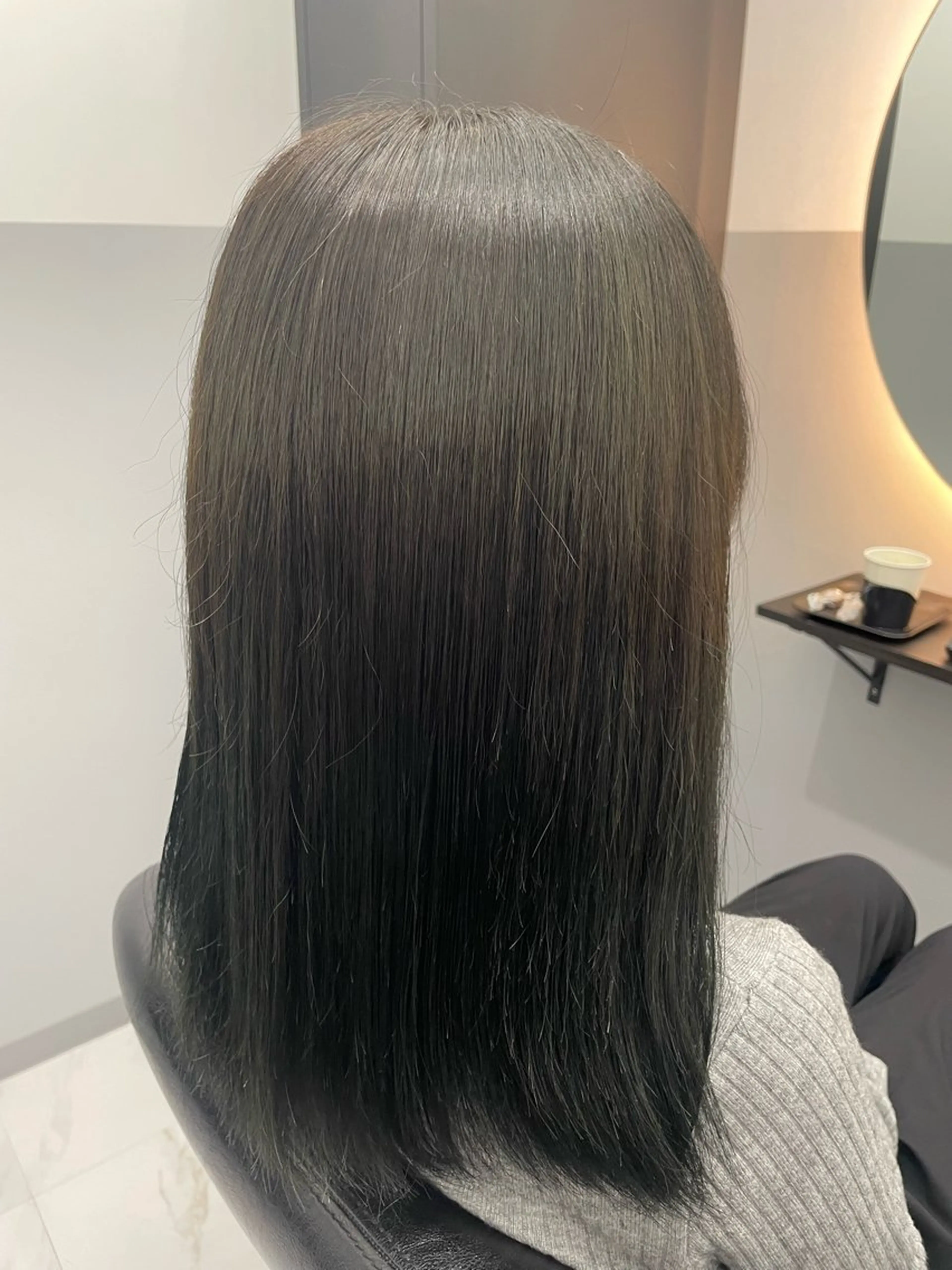 セミロング ヘアカラー トリートメント 🦋saki🦋 髪質改善🦋のヘアスタイル