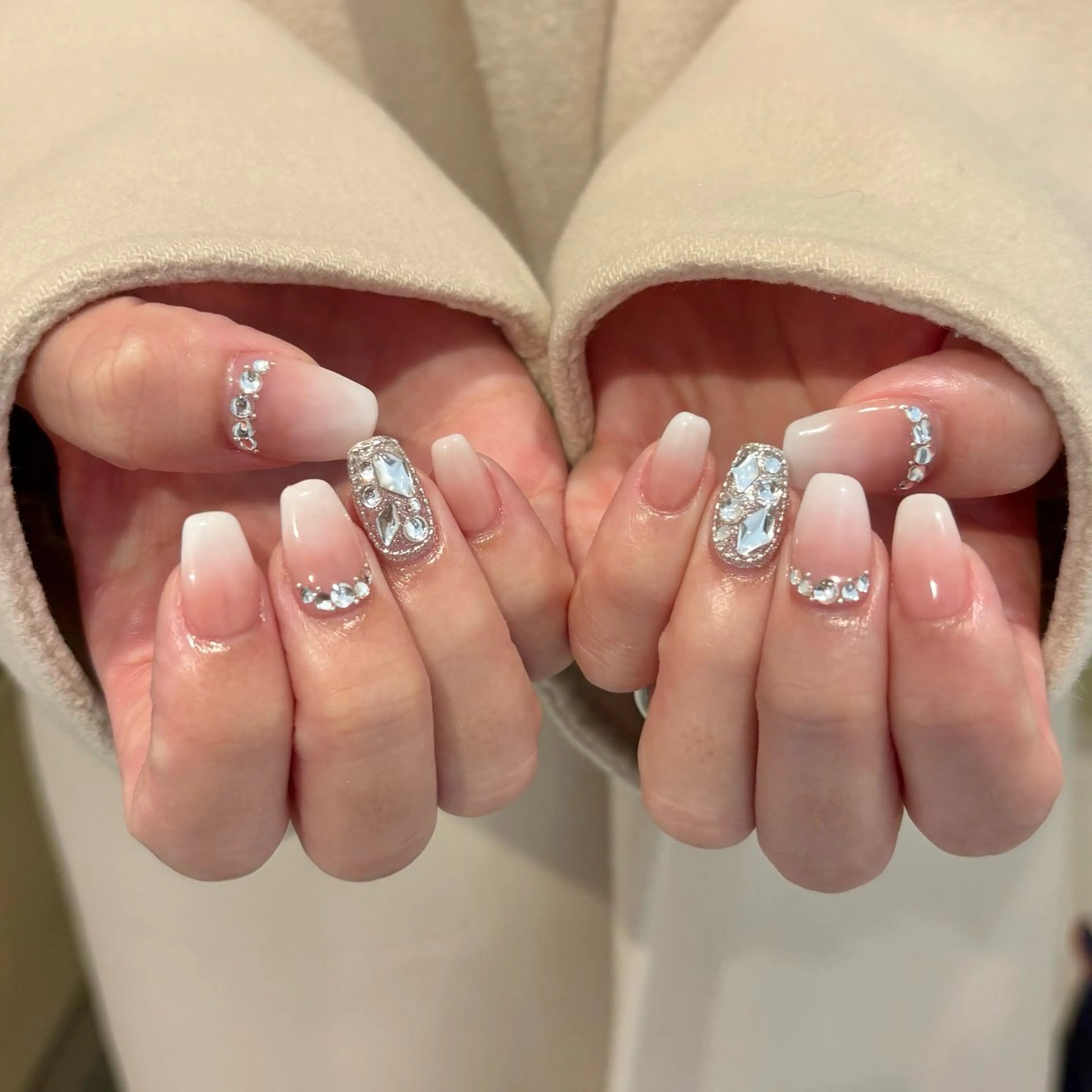 ネイル ハンドネイル ⠀ loggy.のネイルデザイン