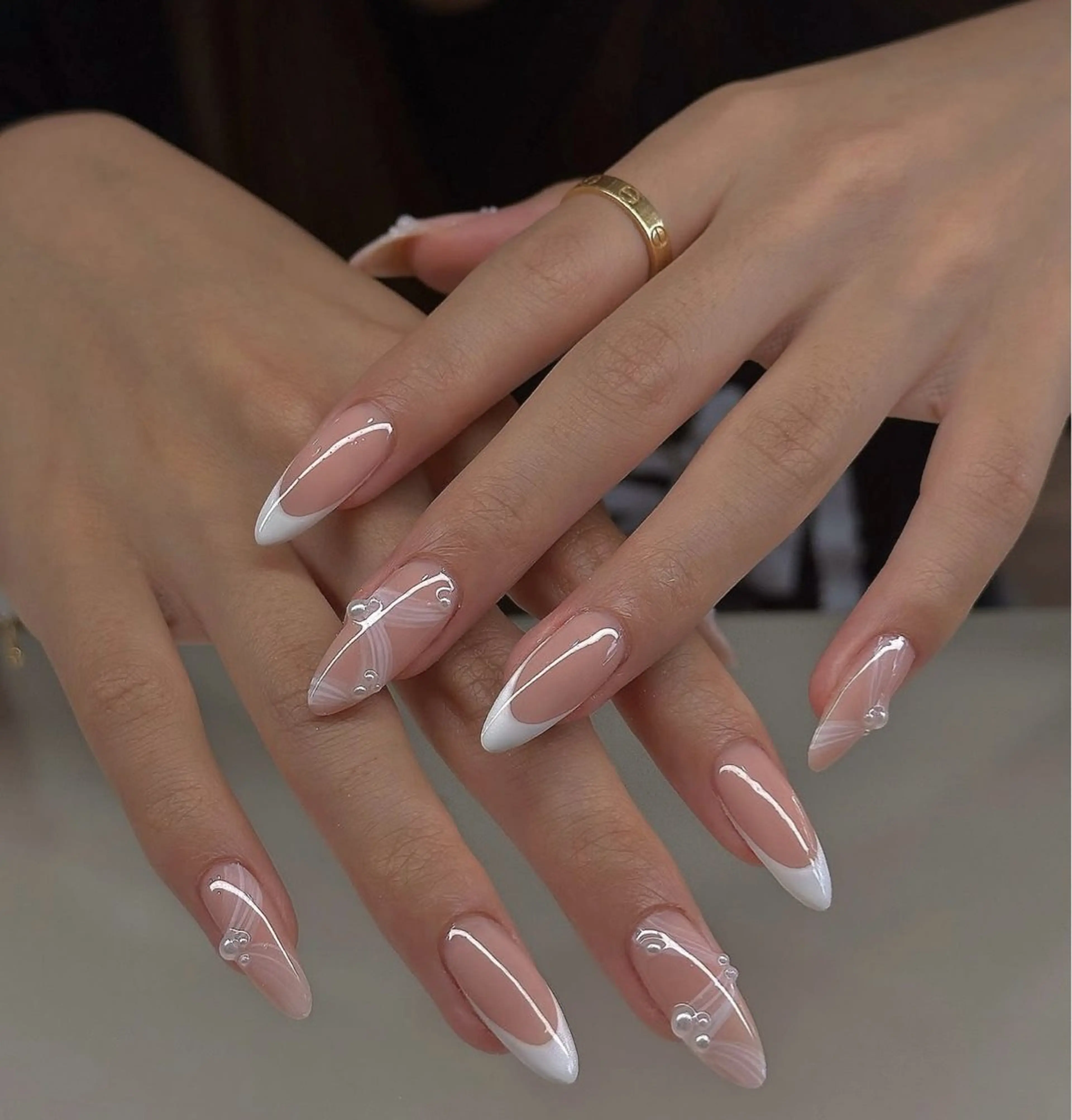 ネイル アートネイル オーロラネイル チークネイル フレンチネイル ガラスフレンチ ハンドネイル 🎀YooLi Nail salonのネイルデザイン