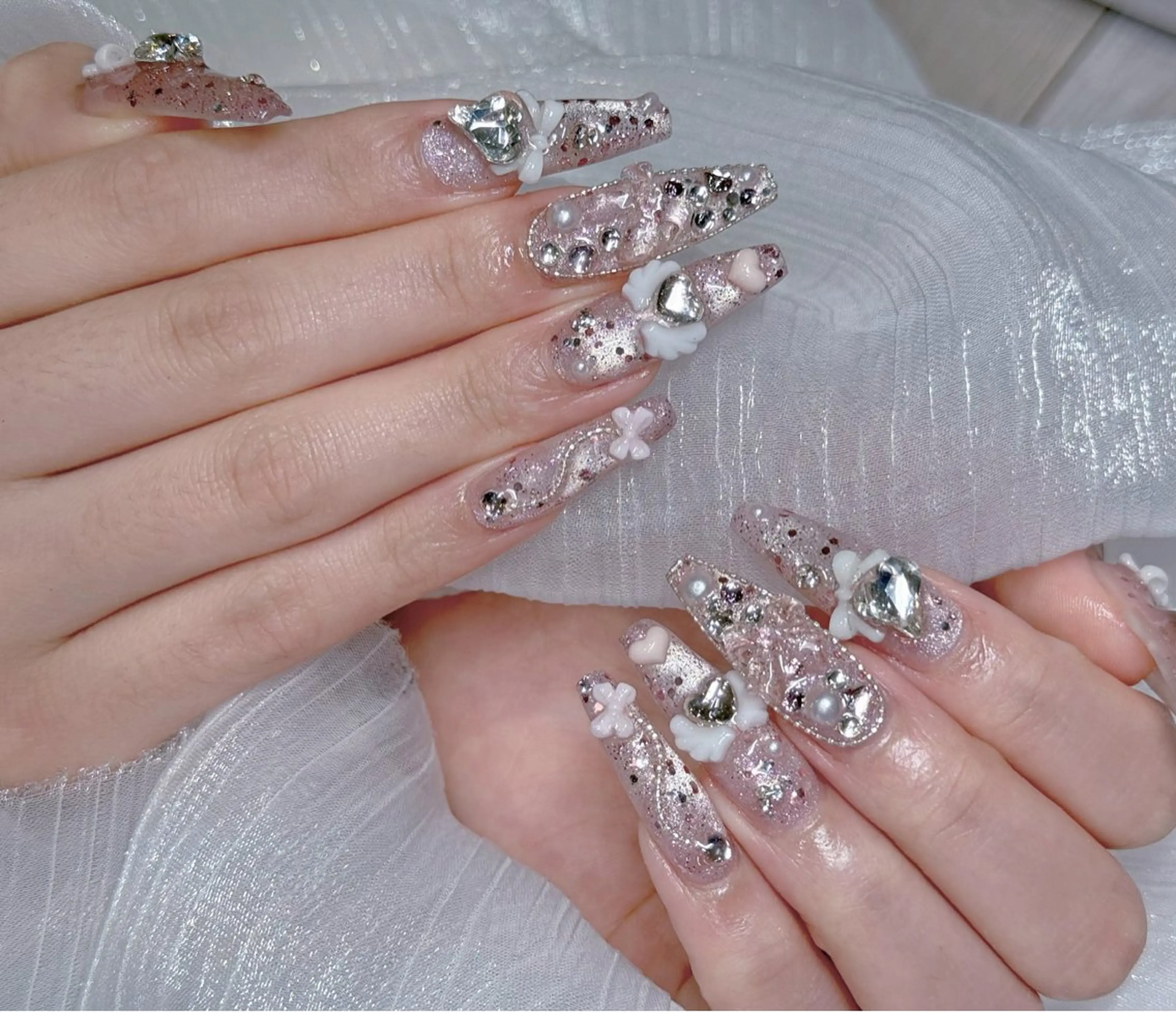 ネイル オーロラネイル ブルー チークネイル 長さ出し フットネイル ハンドネイル チップ長さ出し 専門店のネイルデザイン