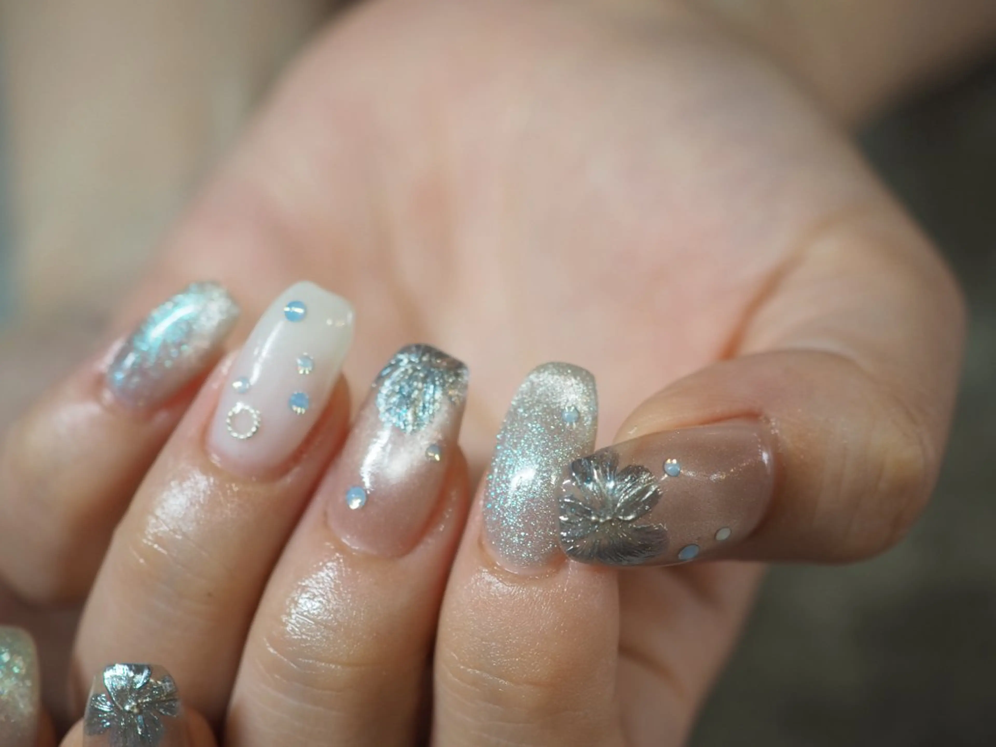 ネイル アートネイル チークネイル フラッシュネイル フットネイル フレンチネイル glaNje shioriのネイルデザイン