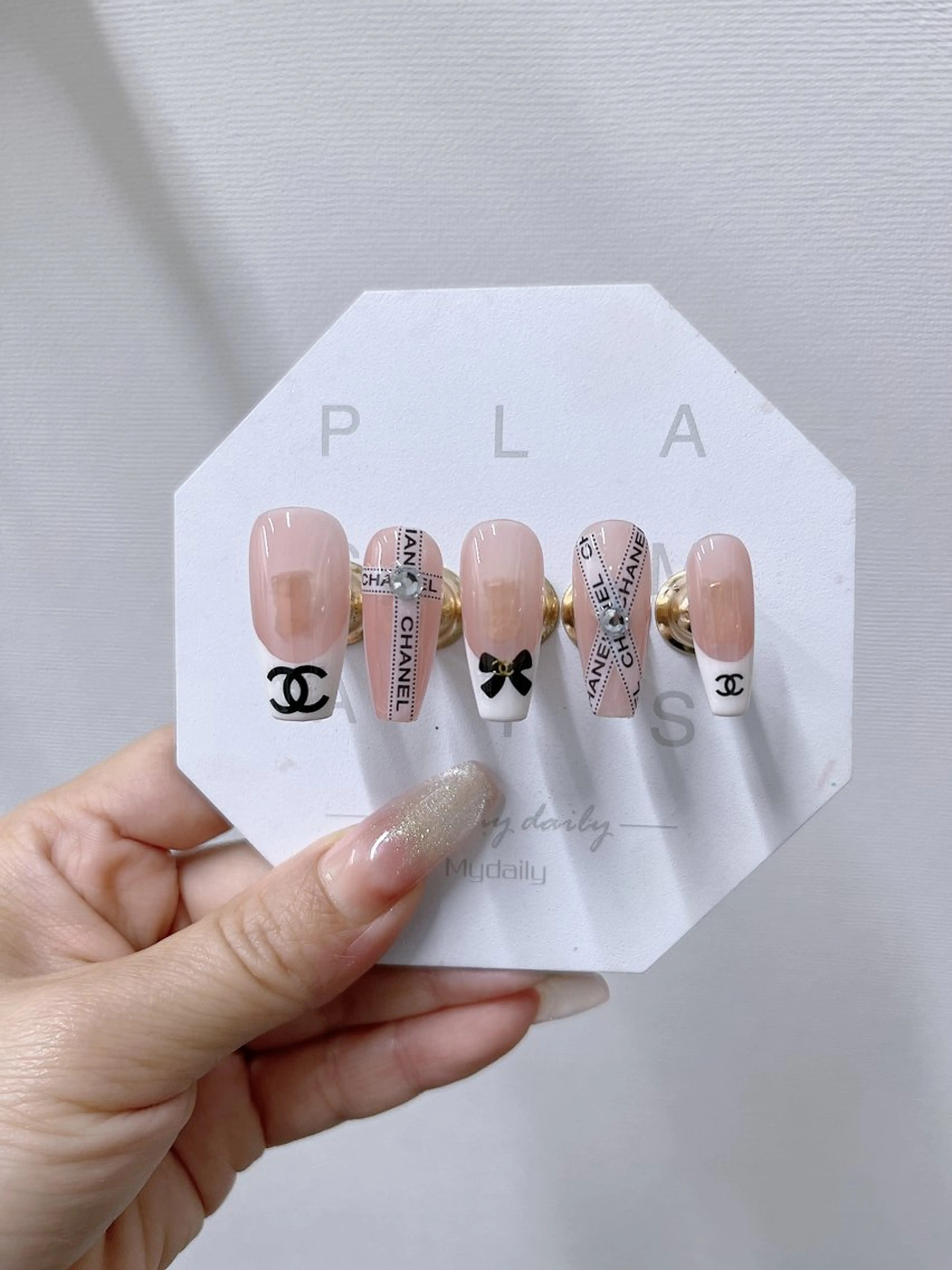 ネイル ハンドネイル nail salon AIのネイルデザイン