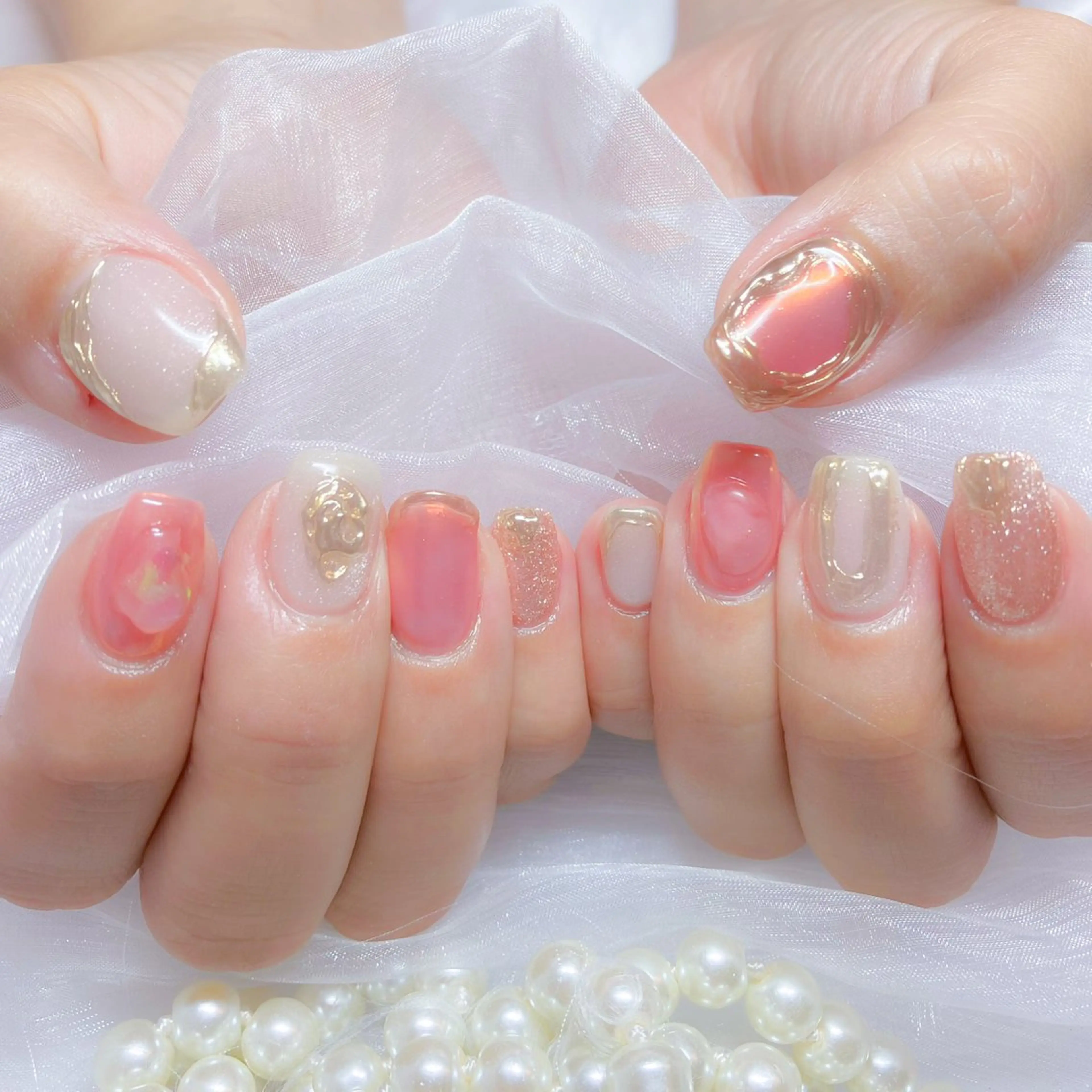 ネイル オーロラネイル フラッシュネイル ジェルネイル 氷ネイル・うるうるネイル キラキラネイル Amour baseのネイルデザイン