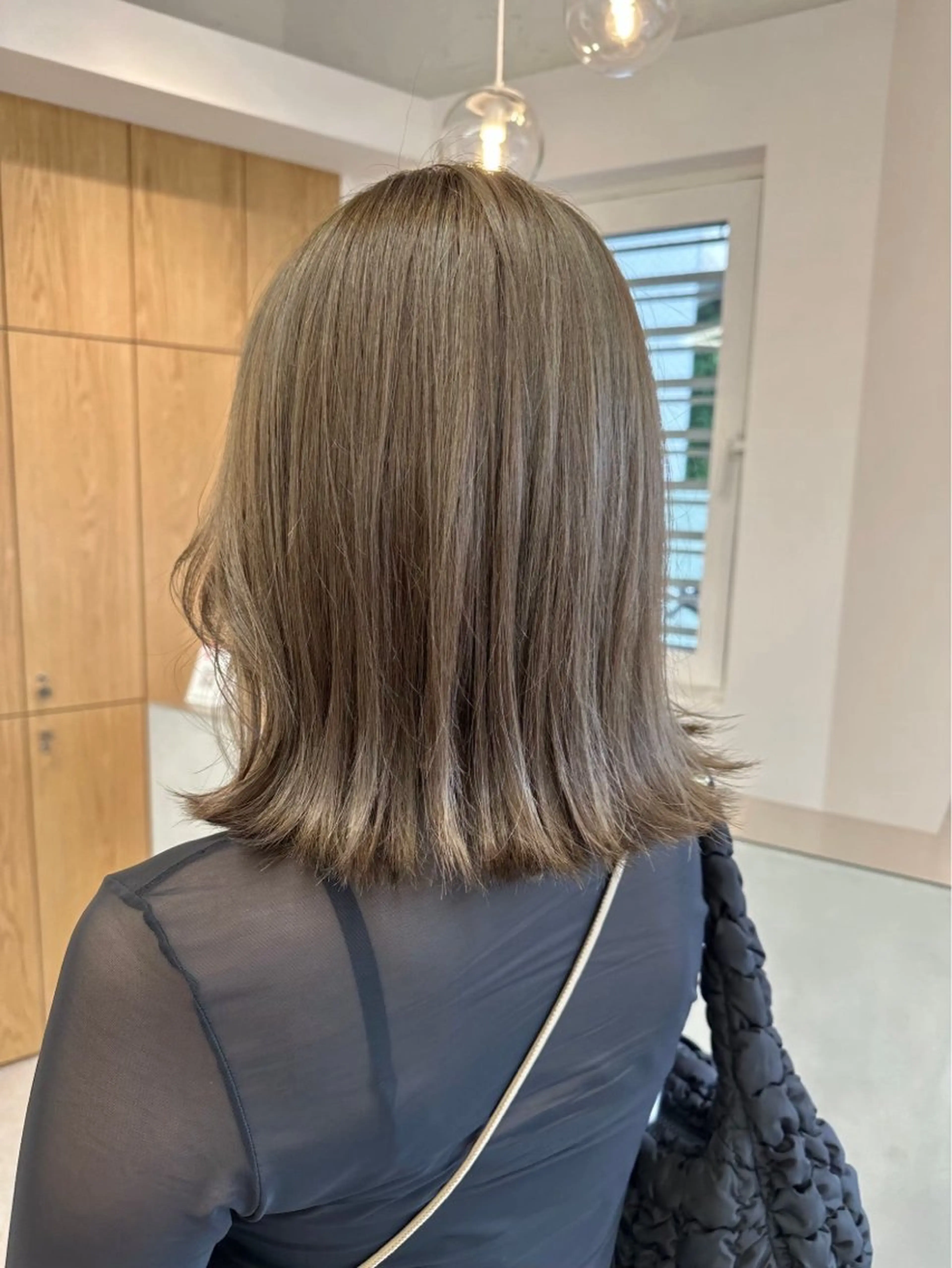 ミディアム カラー ベージュカラー ブリーチ 澤 佑華 🎀 透明感カラーのヘアスタイル