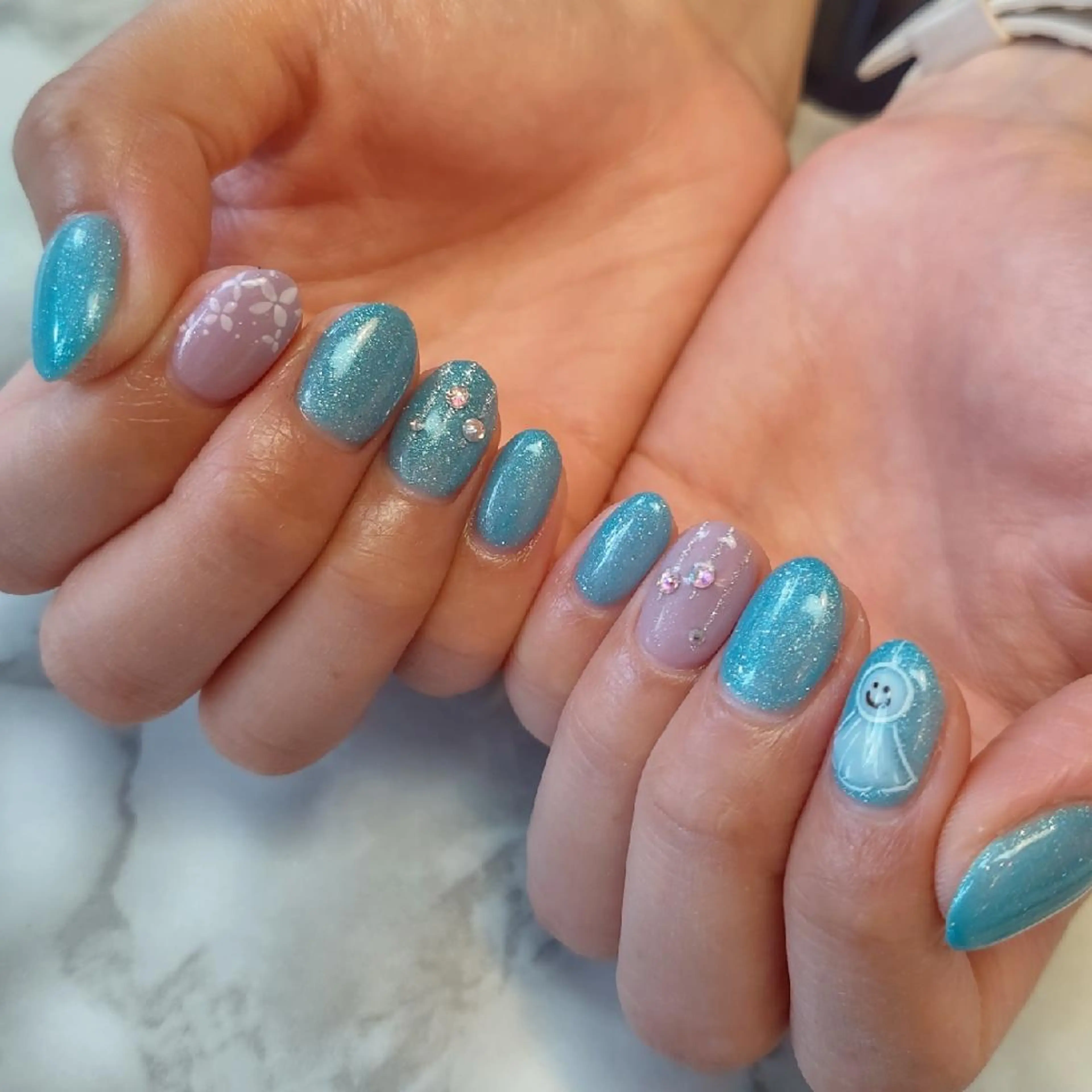 ネイル ジェヌインネイル 河内のネイルデザイン