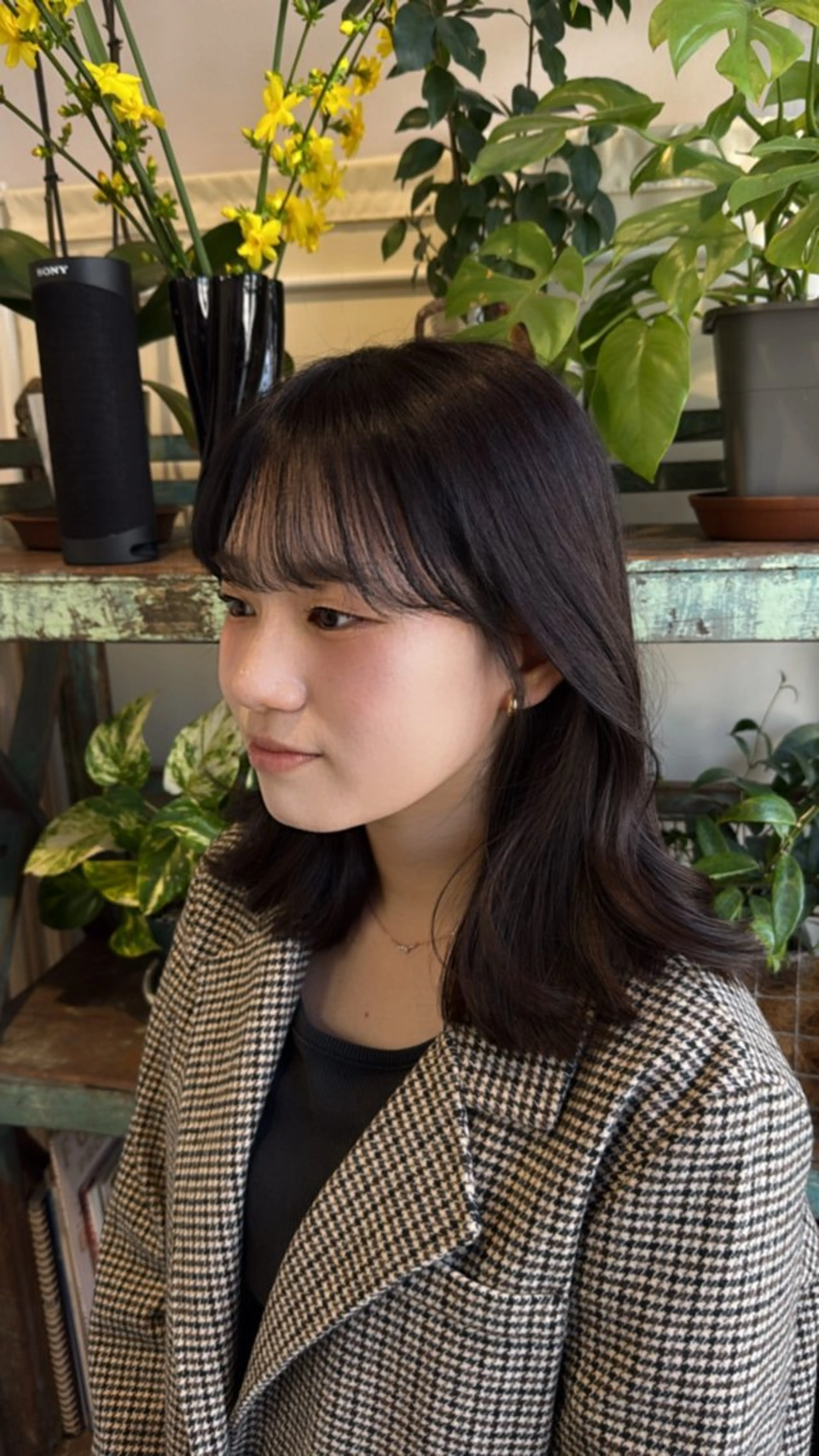 ミディアム くびれヘア カット ヘアカラー トリートメント Sakura .のヘアスタイル