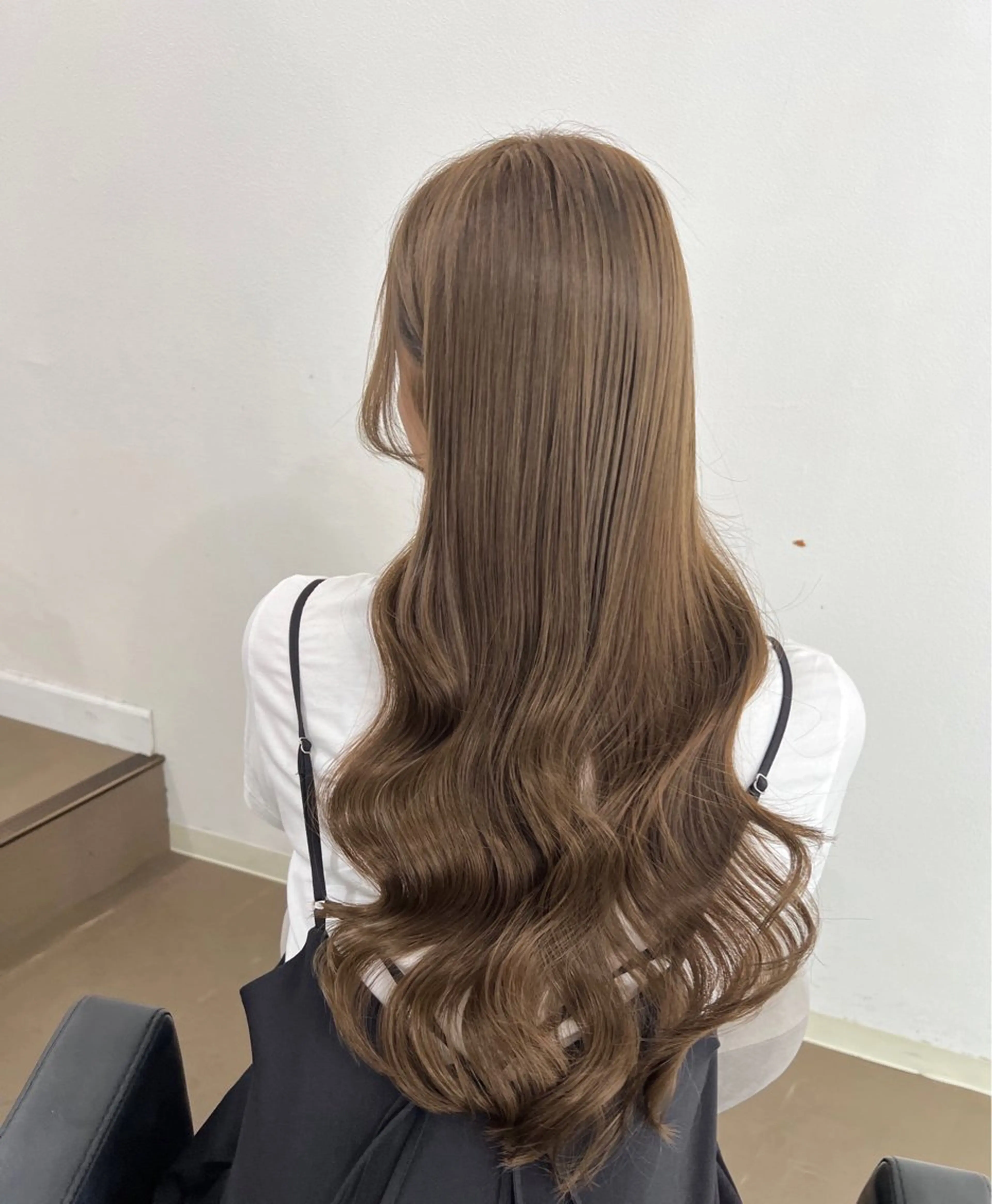 ロング ボブ くびれヘア 髪質改善 韓国風ヘア レイヤーカット 【ioe岡本】🐶 向井歩のヘアスタイル