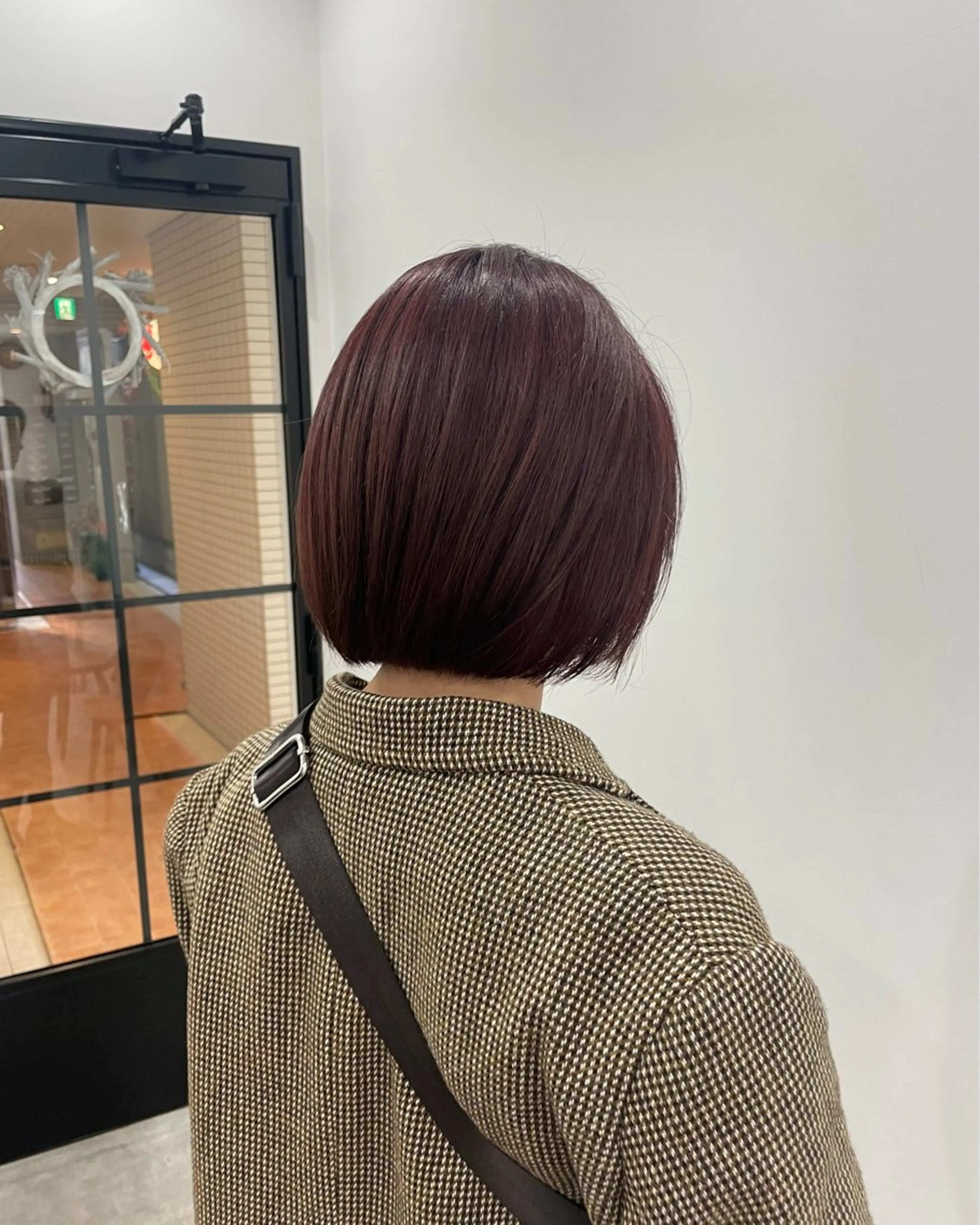 ミディアム カラー ニシザカ マナのヘアスタイル