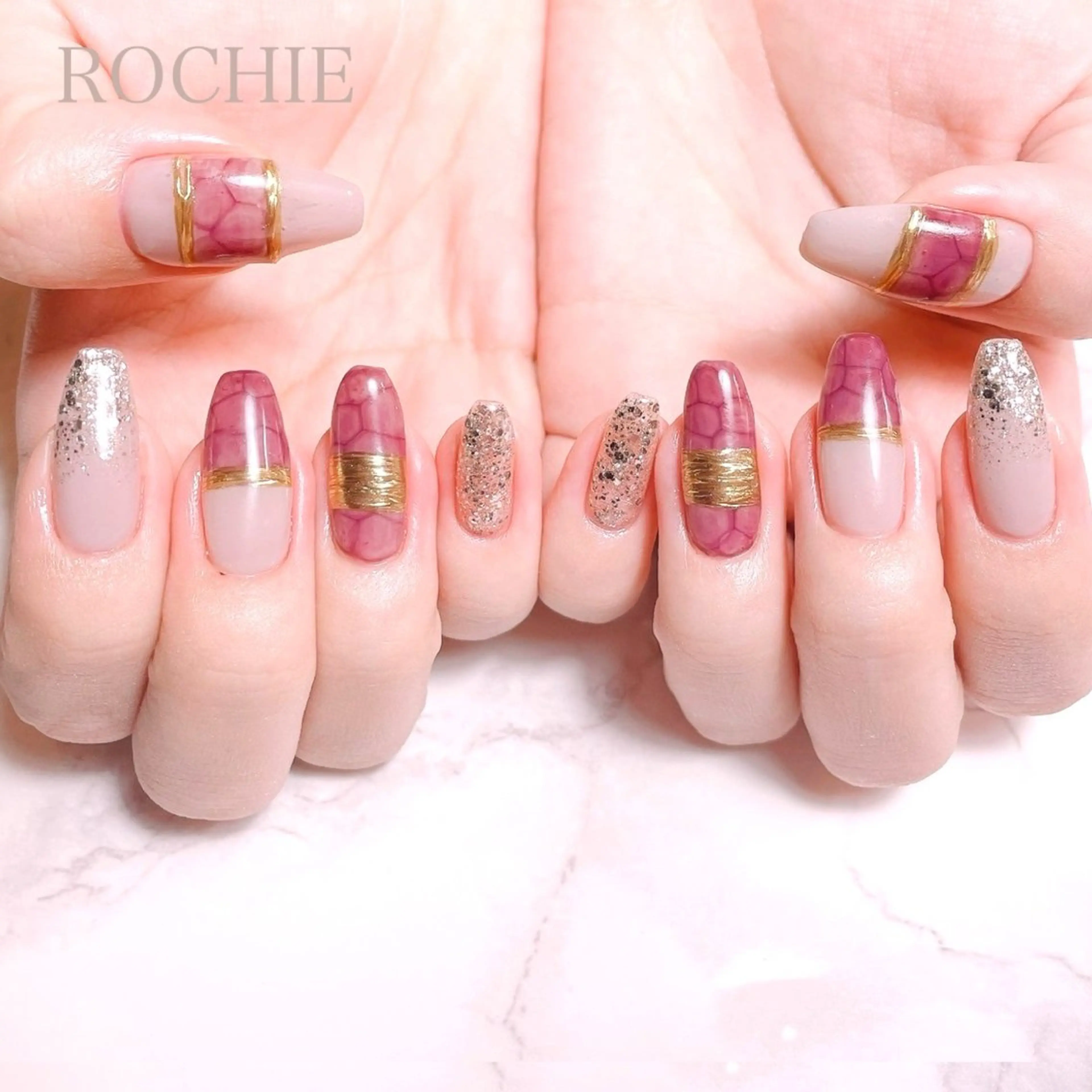 ネイル ROCHIE【ロキエ】所属・ROCHIE Rikaのネイルデザイン