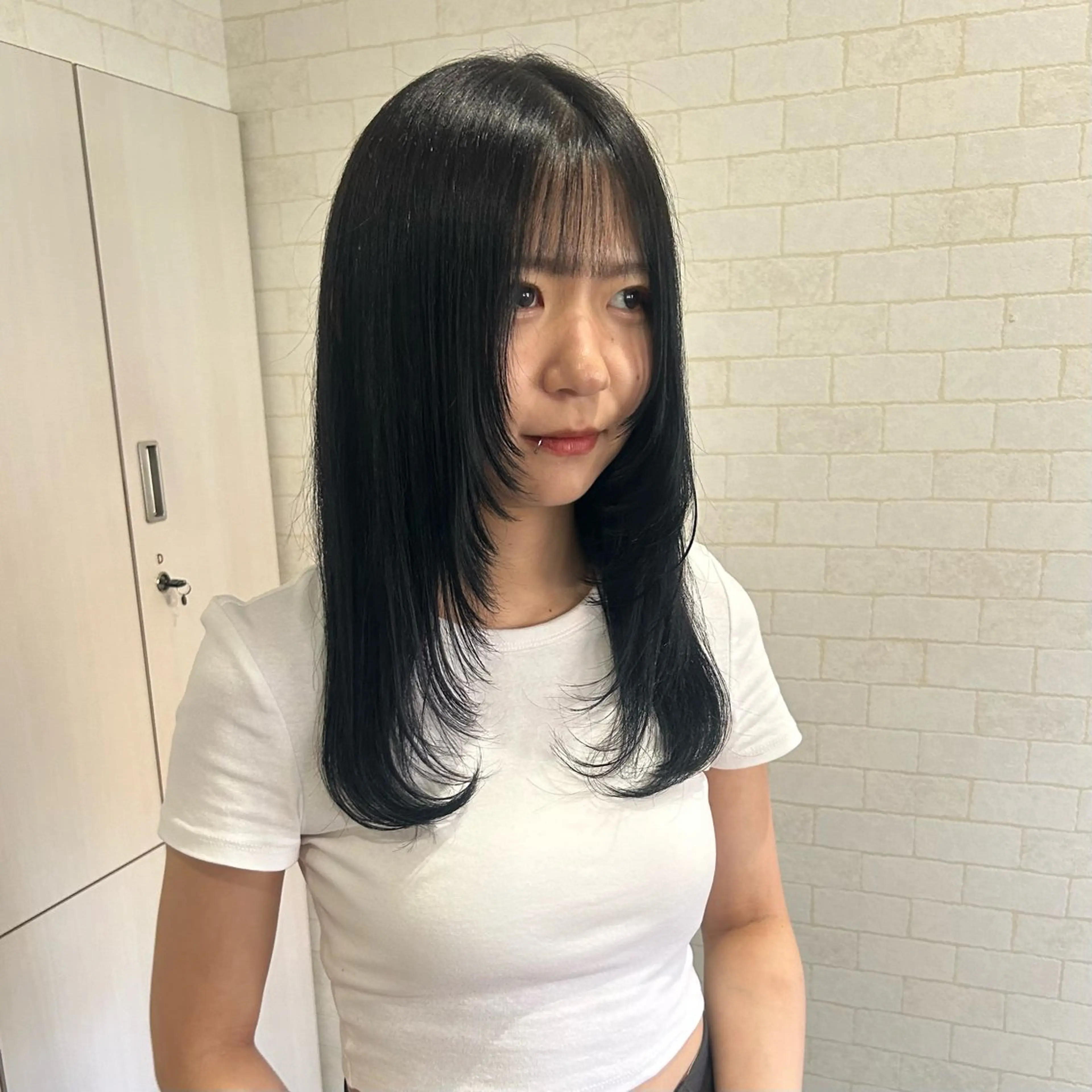 ロング カラー 顔周りカット レイヤーカット 山川 由來のヘアスタイル
