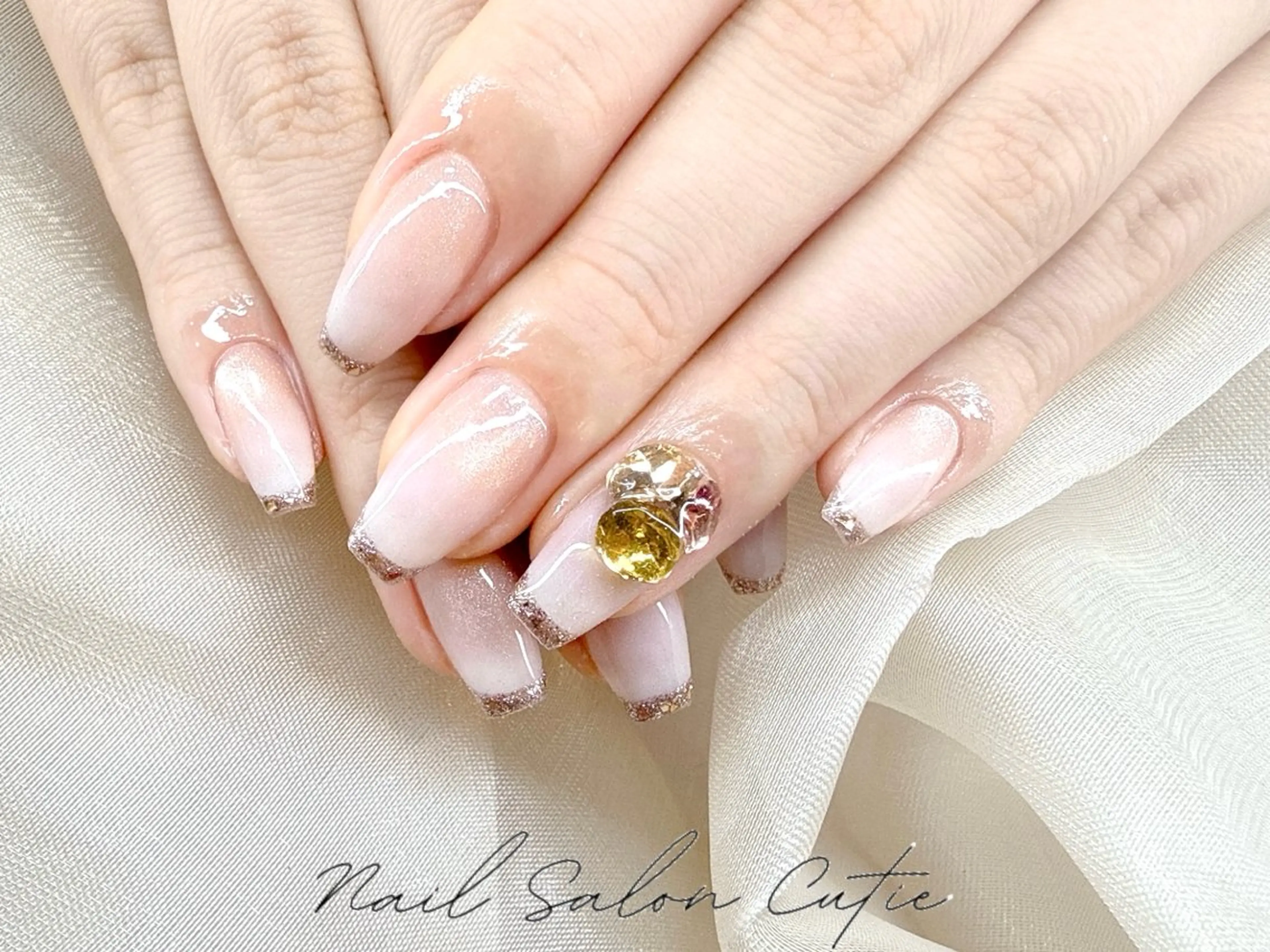 ネイル ジェルネイル ハート 韓国ネイル 持ち込み オフィスネイル 池袋ワンホンネイル SALE実施中のネイルデザイン