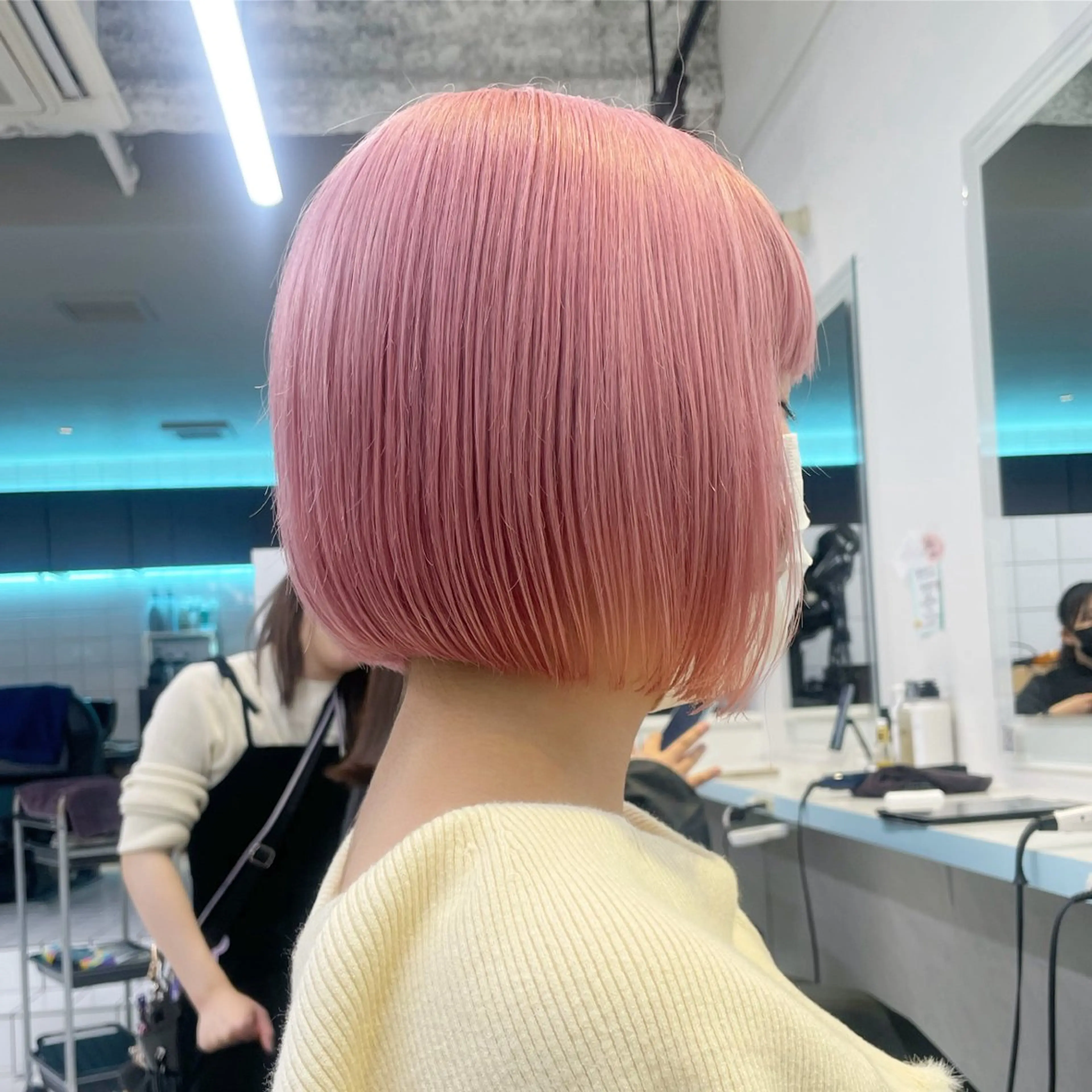 ショート カラー 【美髪矯正/絹髪】 🎀hinano🎀のヘアスタイル