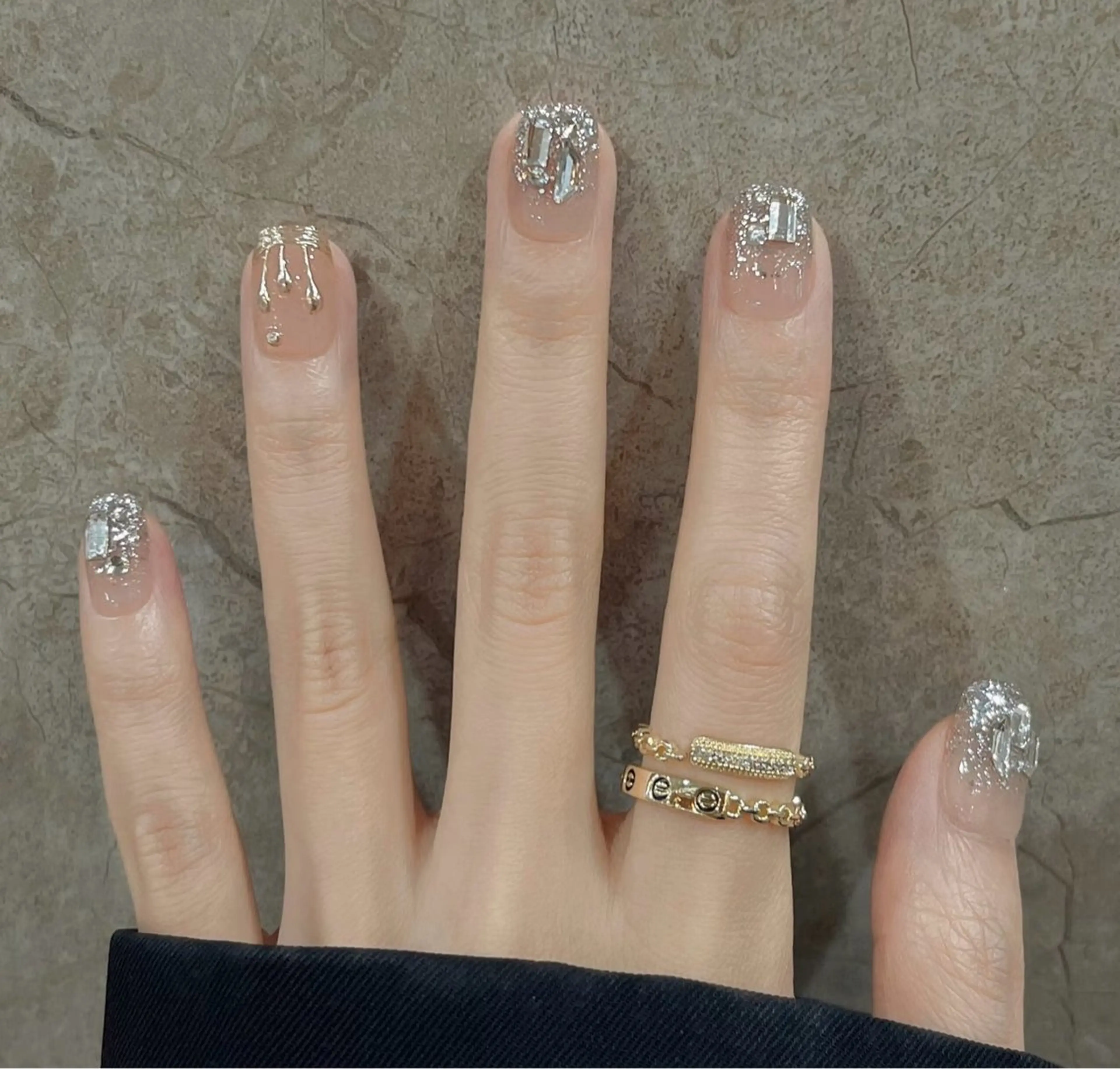 ネイル ゴールド ハンドネイル Emily Garden 六本木のネイルデザイン