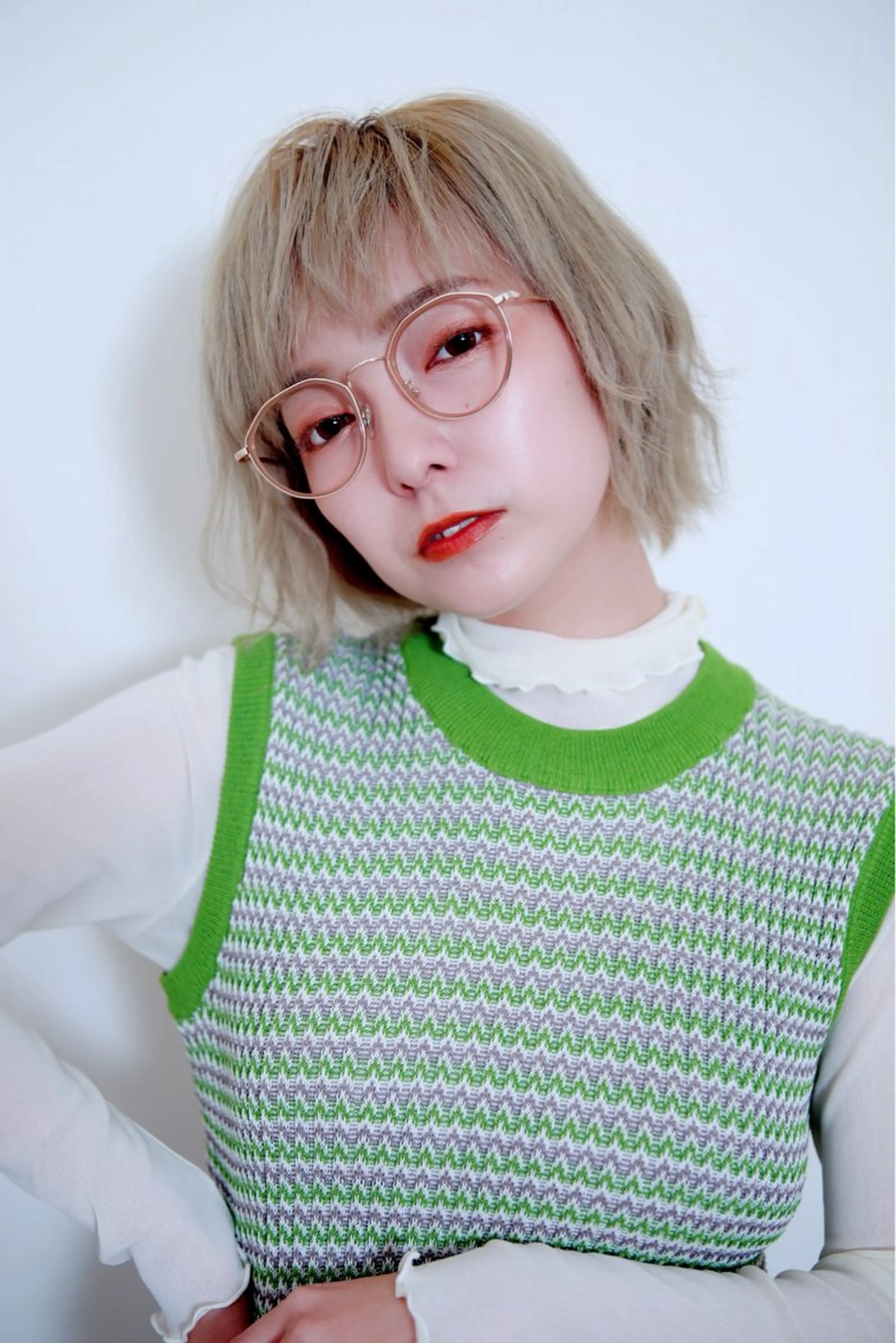 【ブリーチを使ったデザインカラー】ブリーチ+イルミナカラー+トリートメントの写真