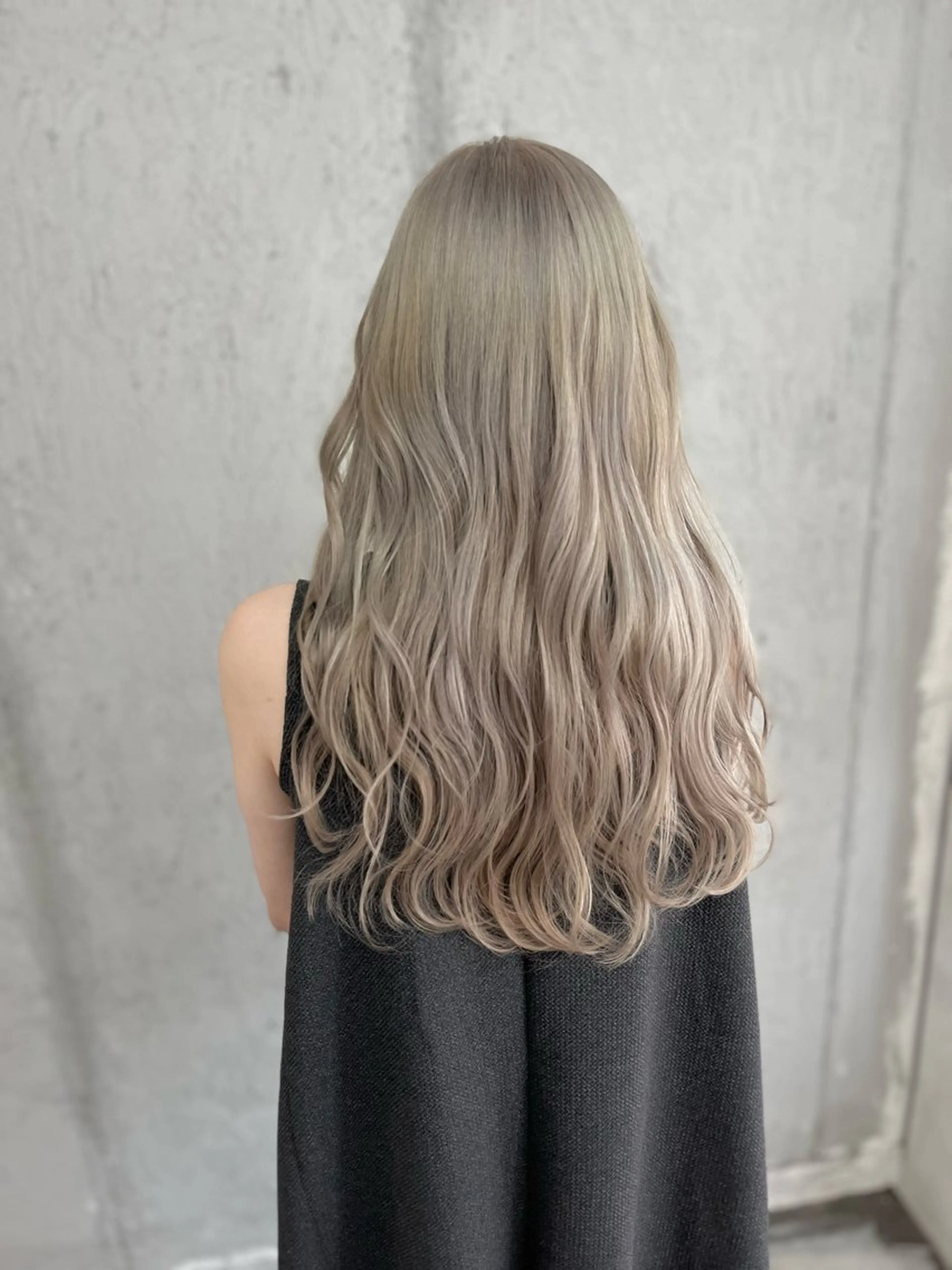 ロング カラー ヘアカラー トリートメント Mariana雛/ 西大分/ハイライトのヘアスタイル