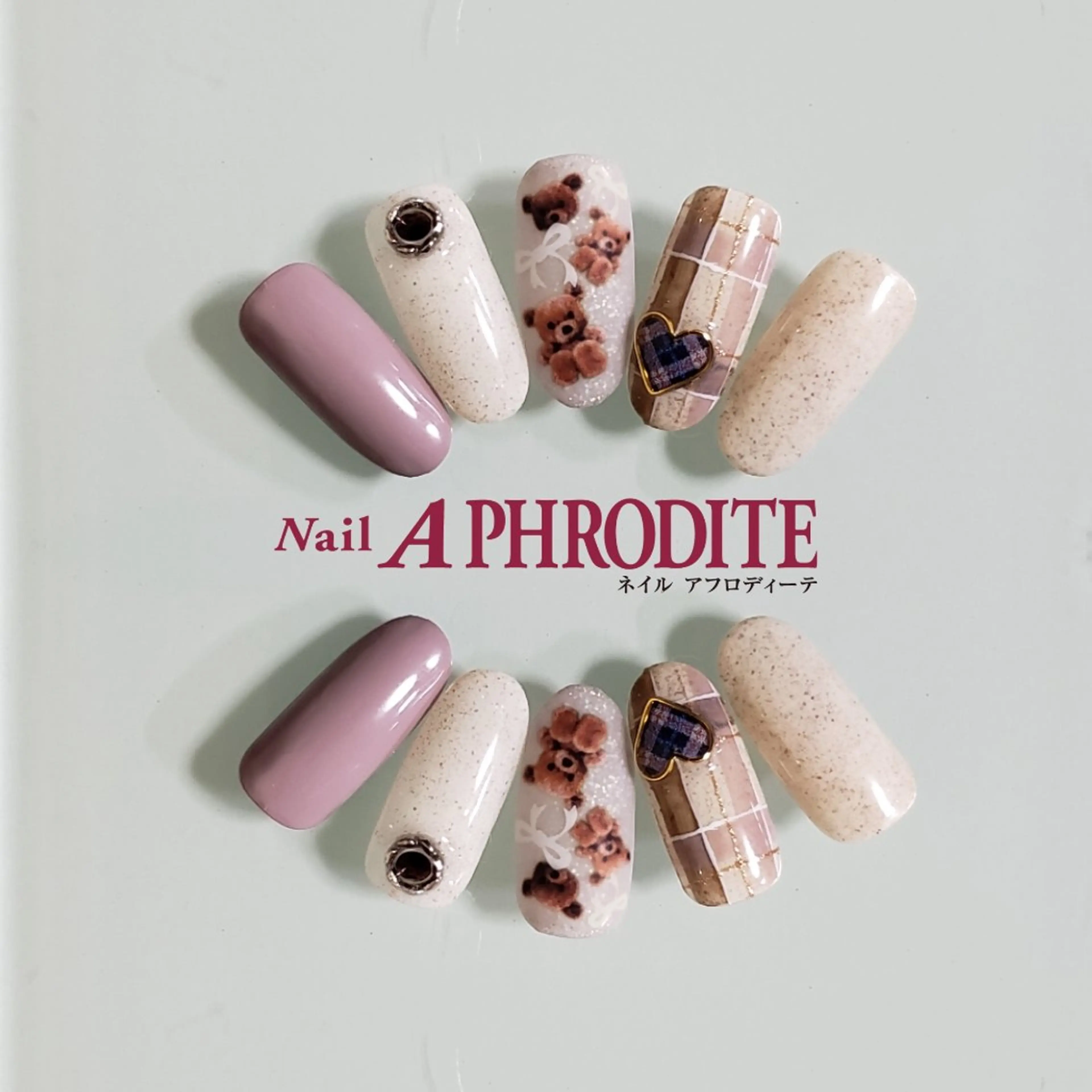 ネイル ジェルネイル ニュアンスネイル スカルプネイル ソフトジェル ネイルチップ ハンドネイル Nail  Aphroditeのネイルデザイン