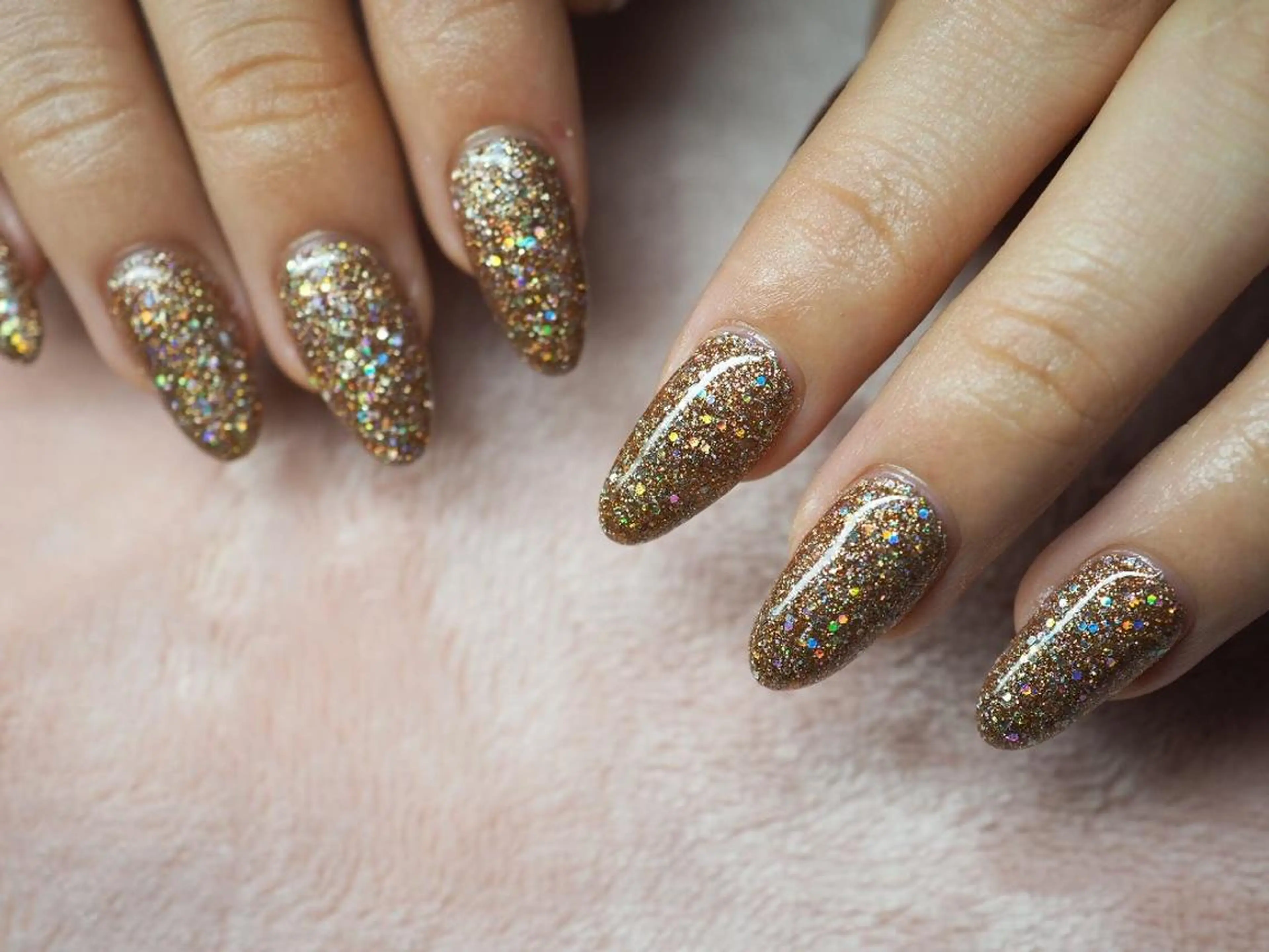 ネイル ラメ(グリッター) Laule’a 昭島店のネイルデザイン