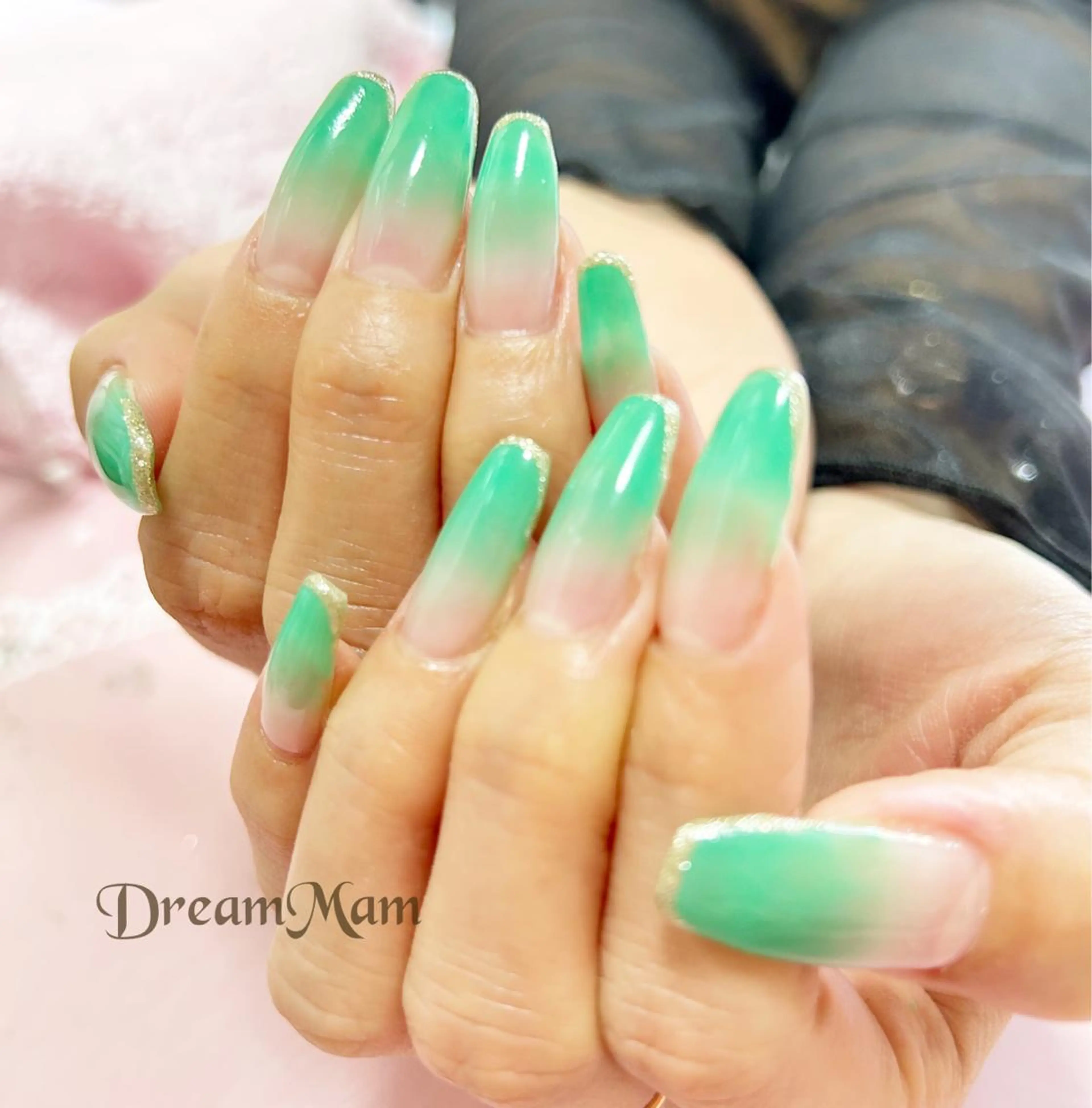 ネイル フレンチネイル ジェルネイル キラキラネイル 韓国ネイル マグネットネイル Nail Salon Ｄream Mamのネイルデザイン